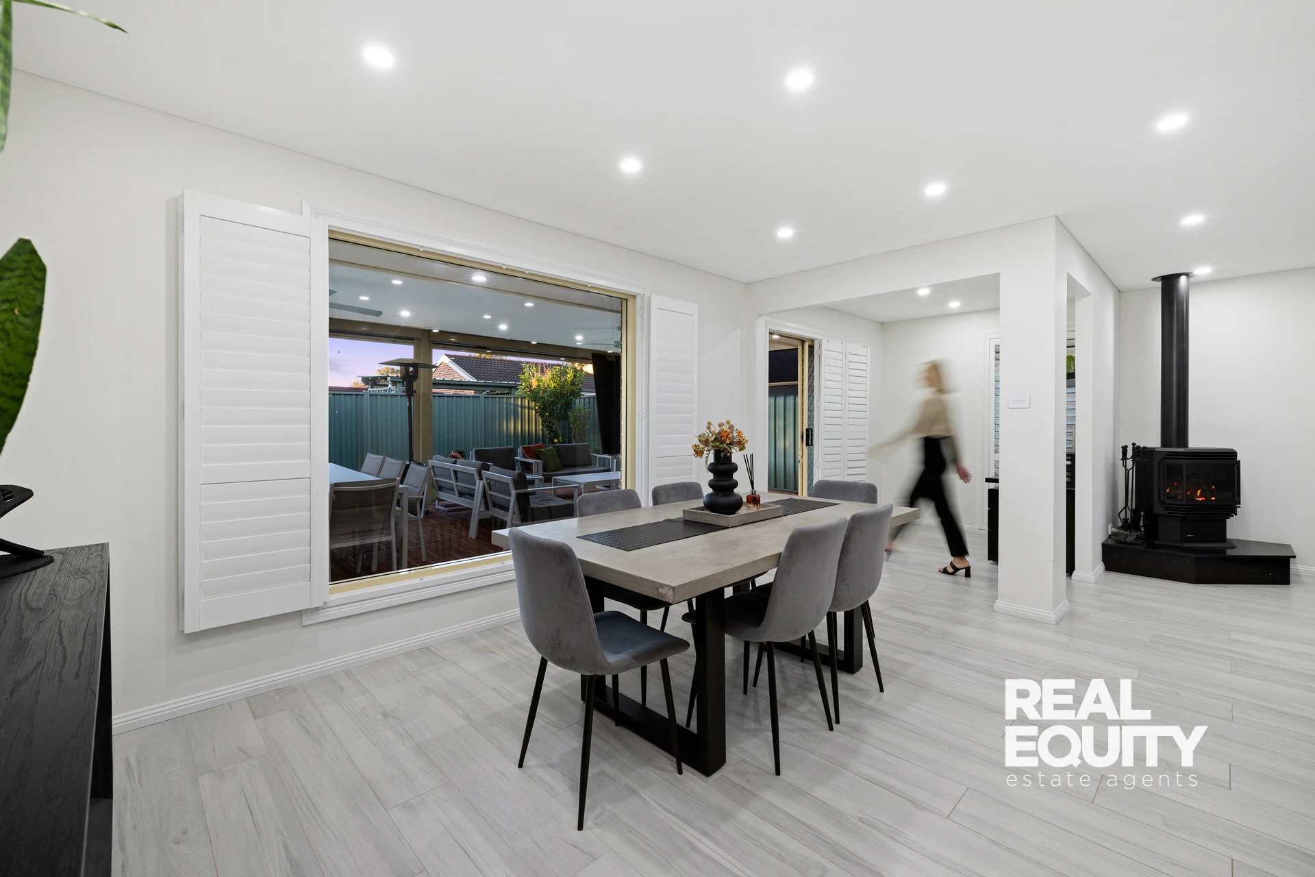 dining room
