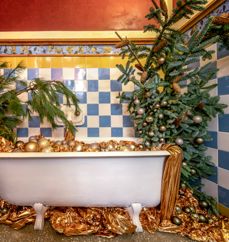Casa Vicens Gaudi evokes climate change in its Christmas decoration