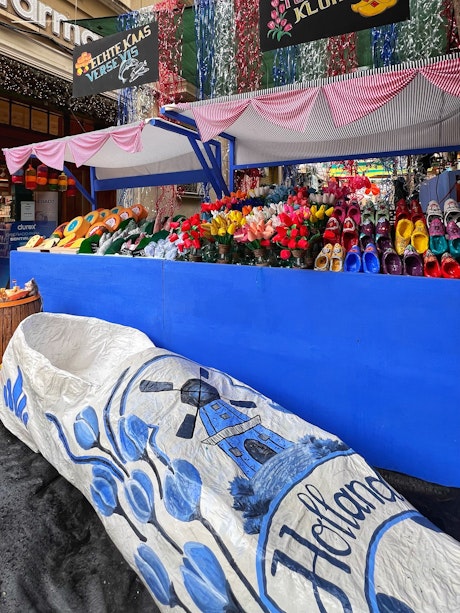 The Casa Vicens Gaudí award in the best-festooned streets competition of the Annual Festival of Gràcia goes to Joan Blanques de Baix de Tot street
