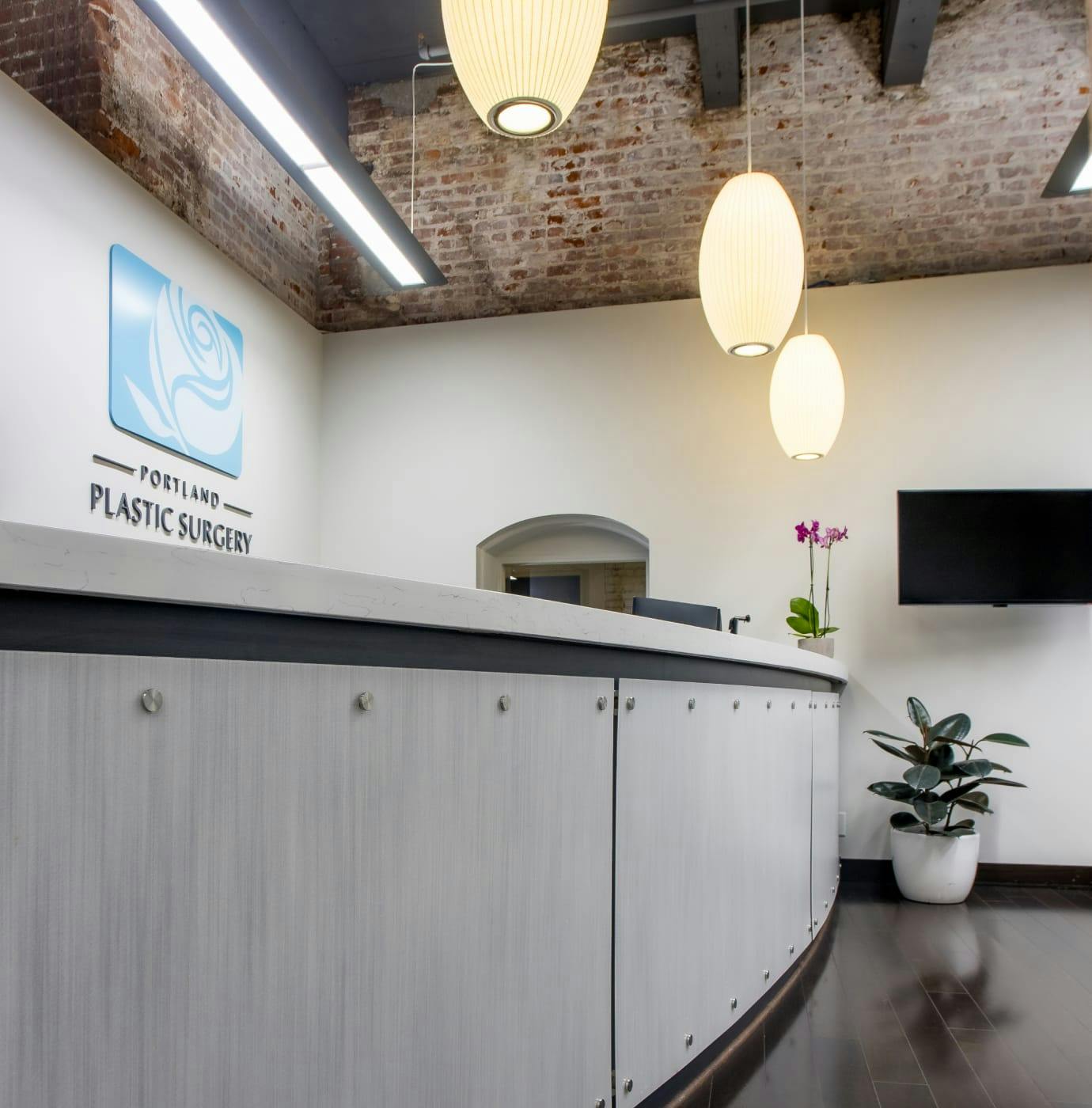 Portland Plastic Surgery Group front desk