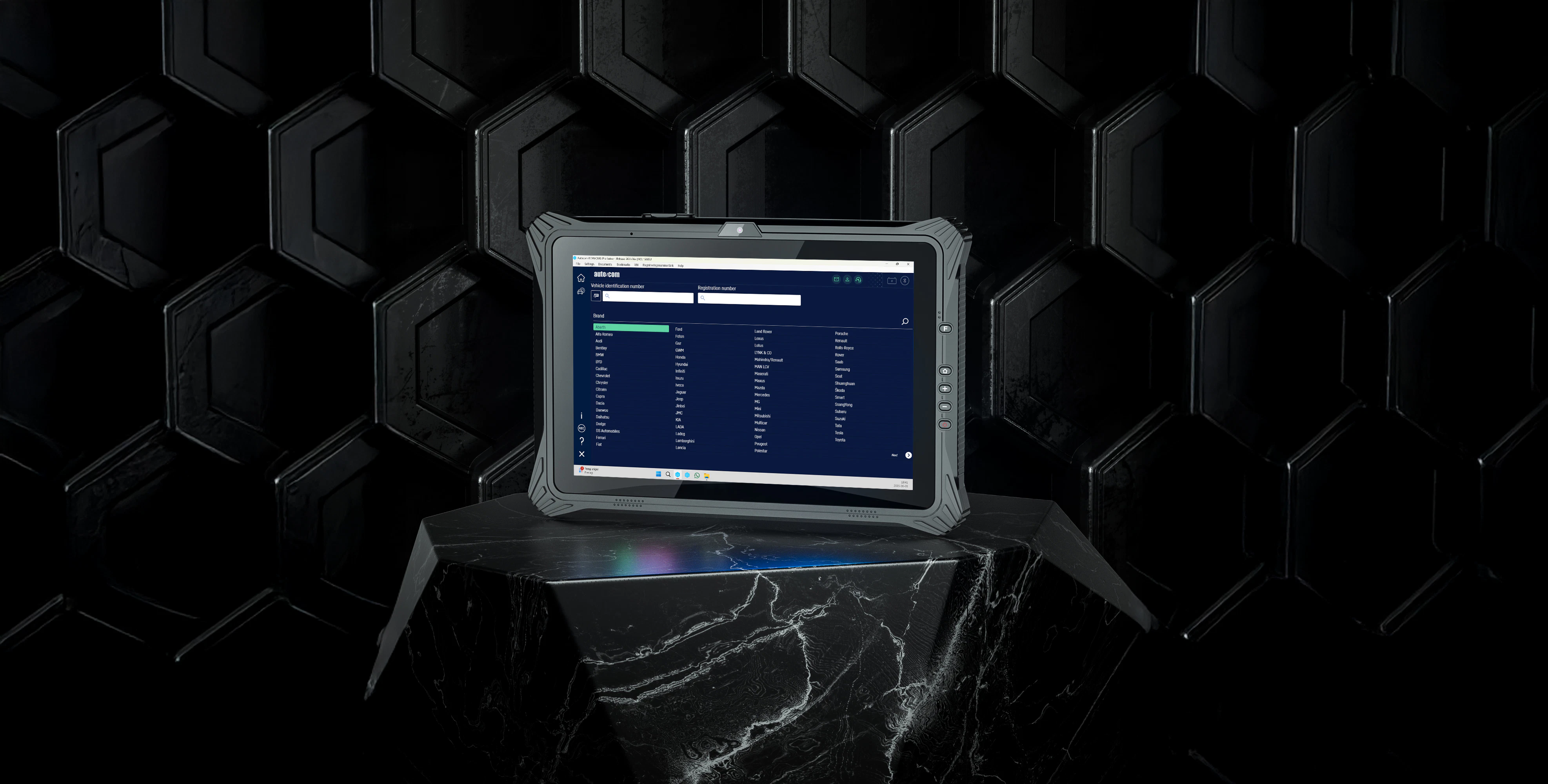 Autocom Diagnostic Tablet