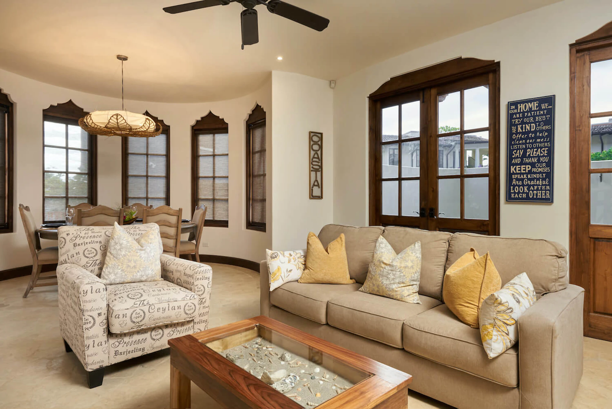 Flat  | 10 Plaza Carlota