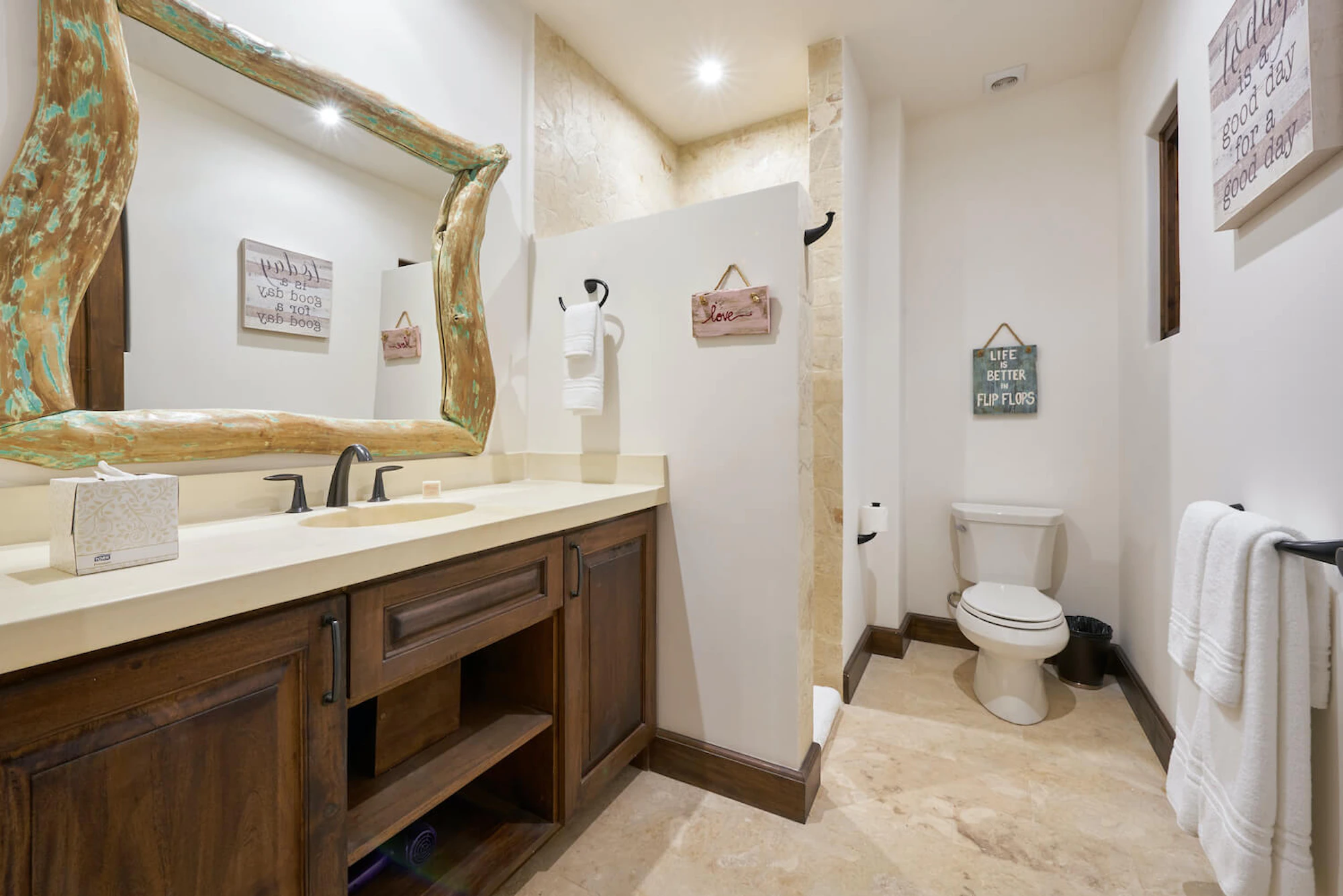 Flat  | 10 Plaza Carlota