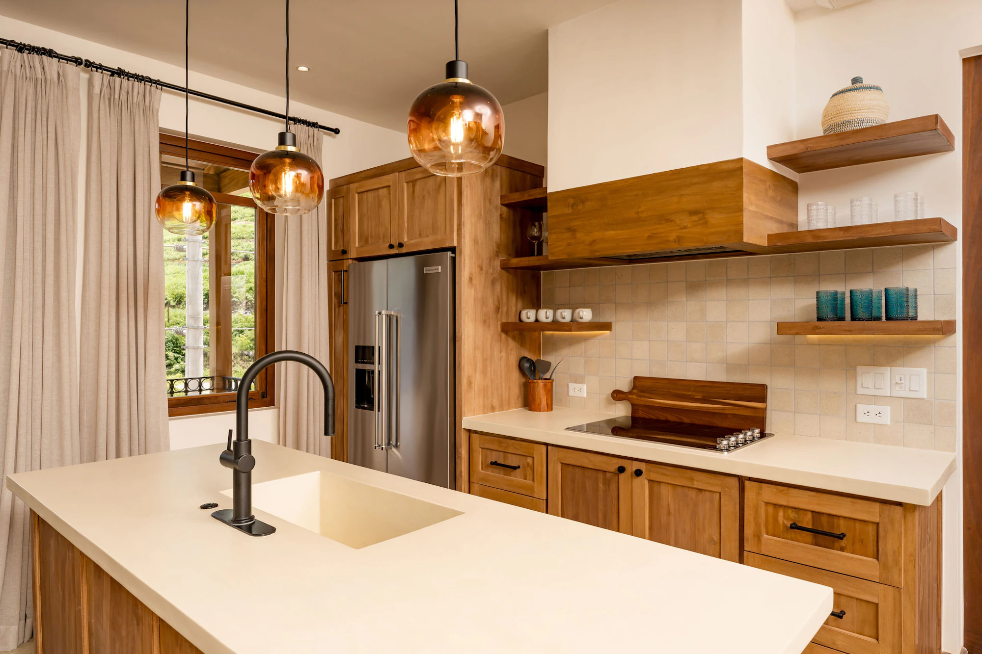 Flat | 205 Plaza Pienza