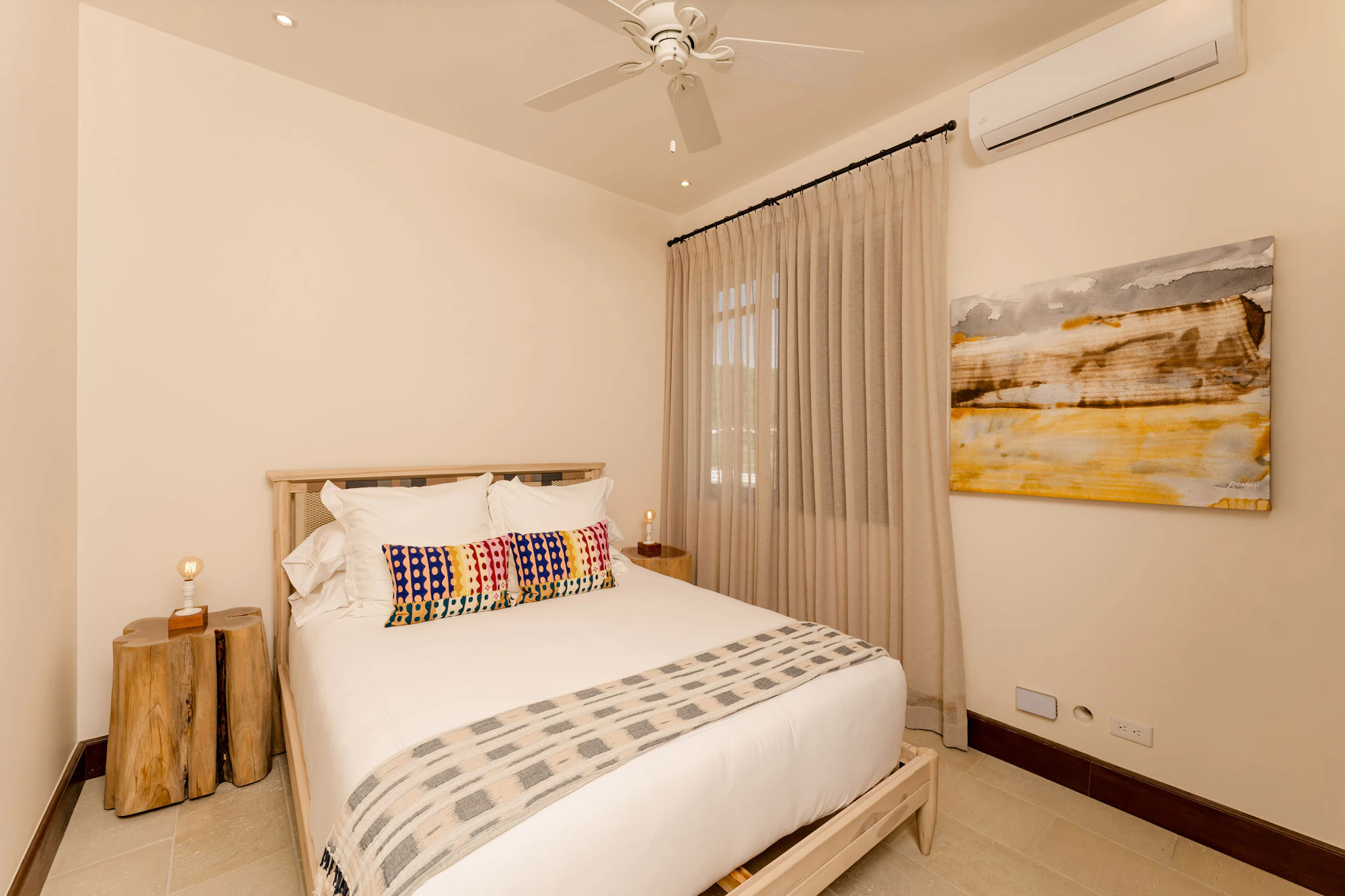 Flat | 205 Plaza Pienza