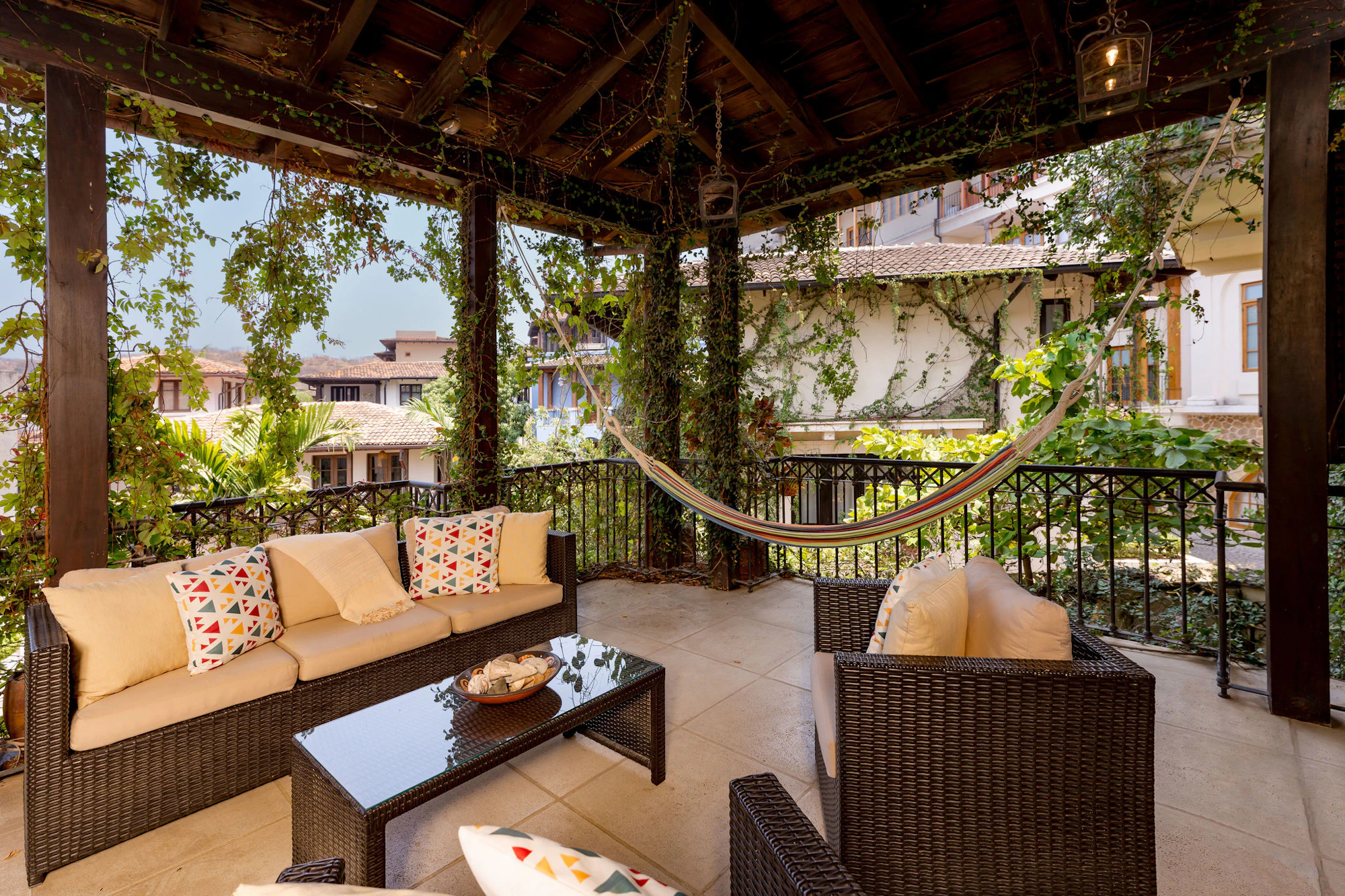 Casa Pinita | 24 Calle la Ronda