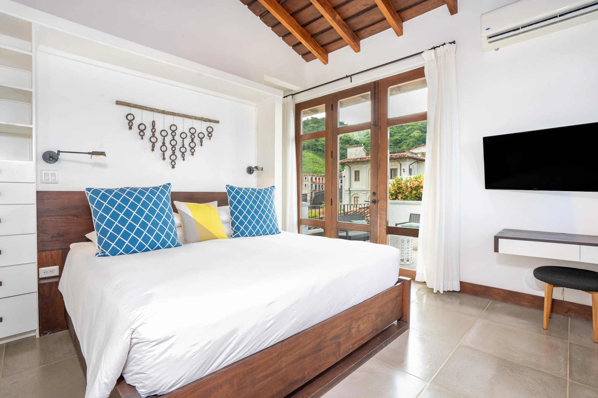 9 Calle la Ronda | 2 Bedroom