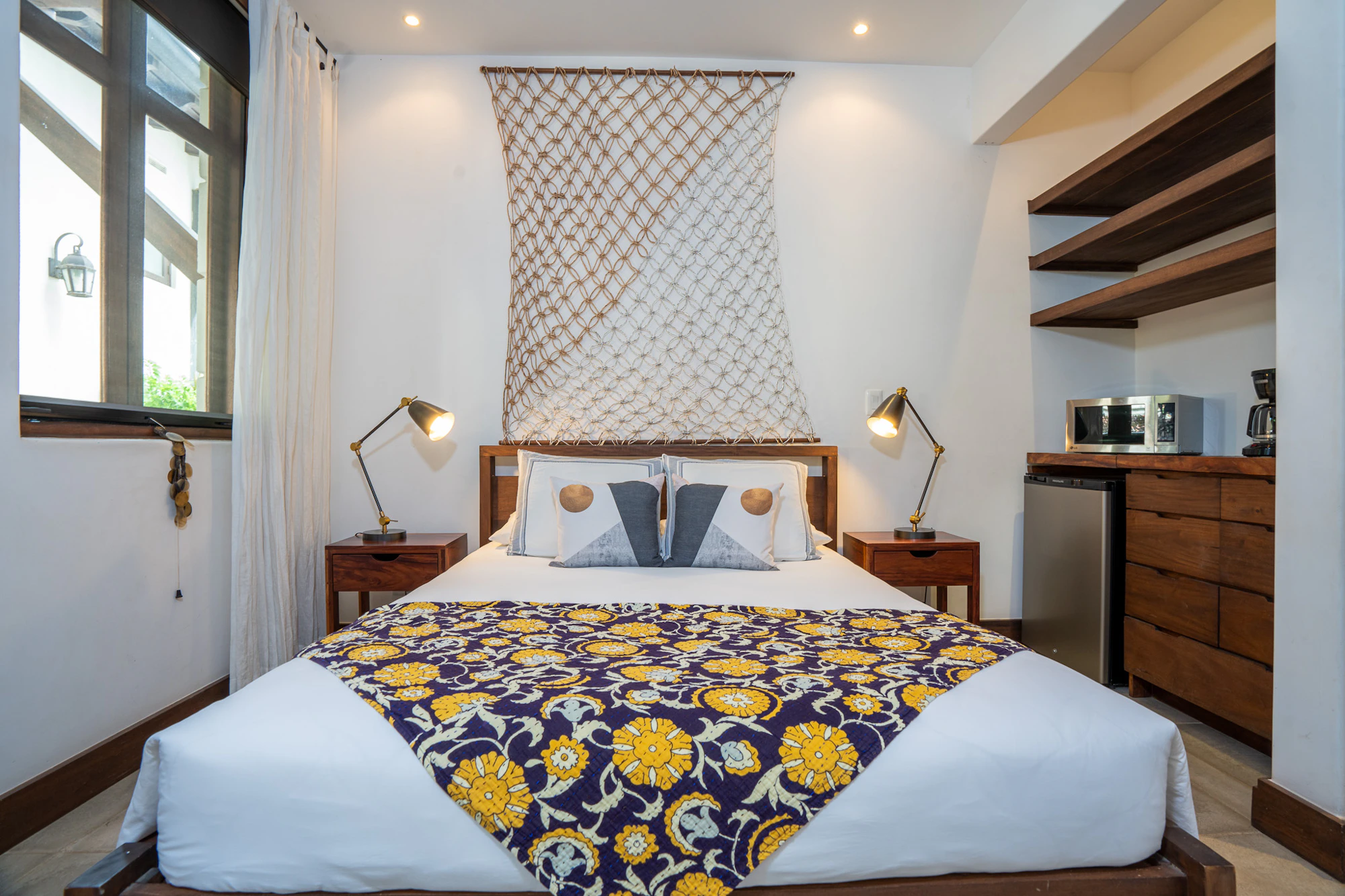 Studio | 9 Calle La Ronda