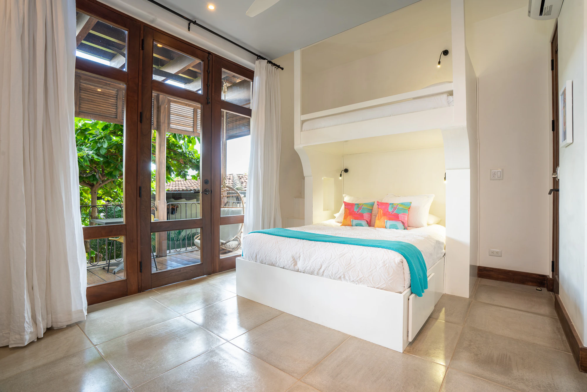 9 Calle la Ronda | 2 Bedroom