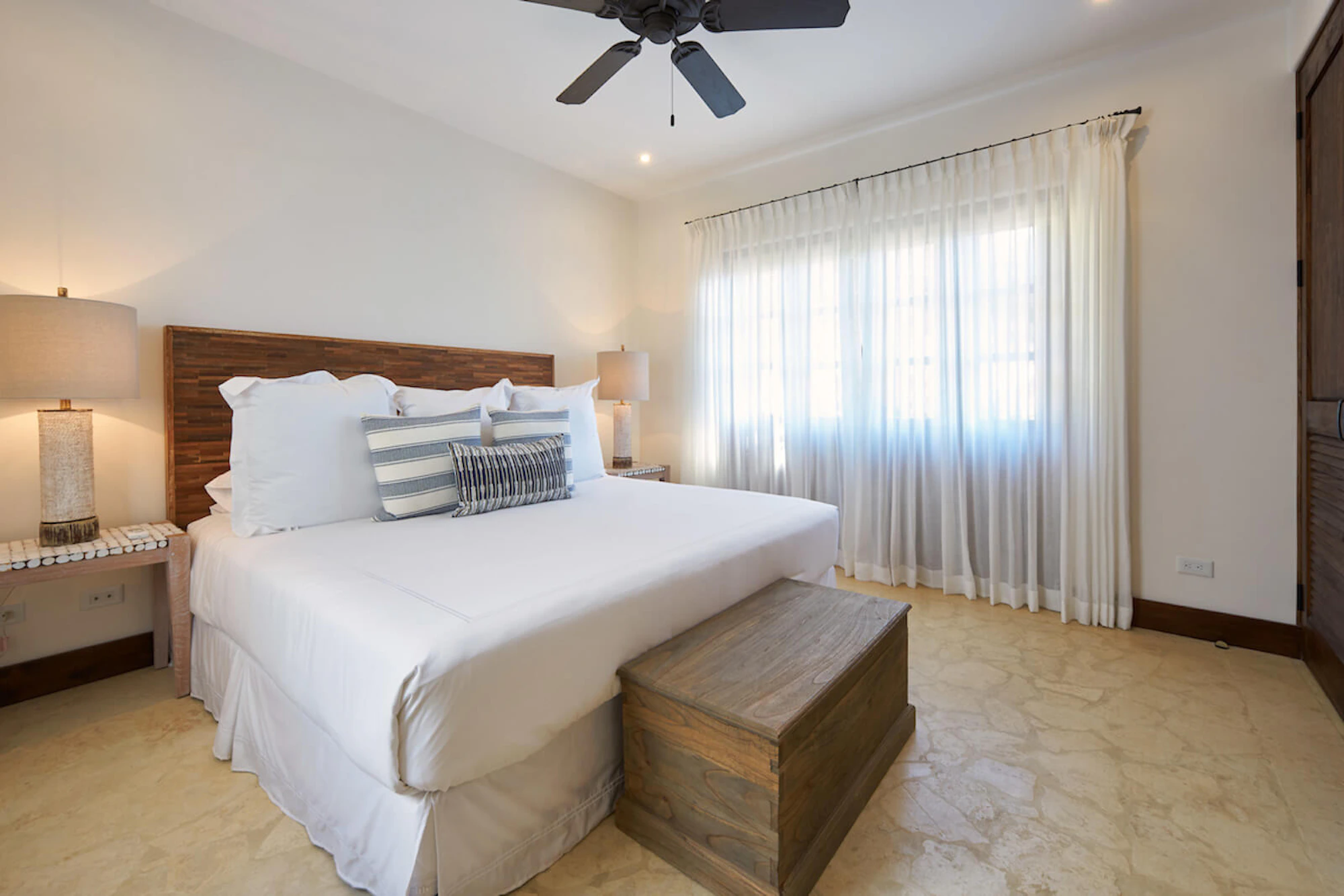 Flat | 28 Plaza Carlota