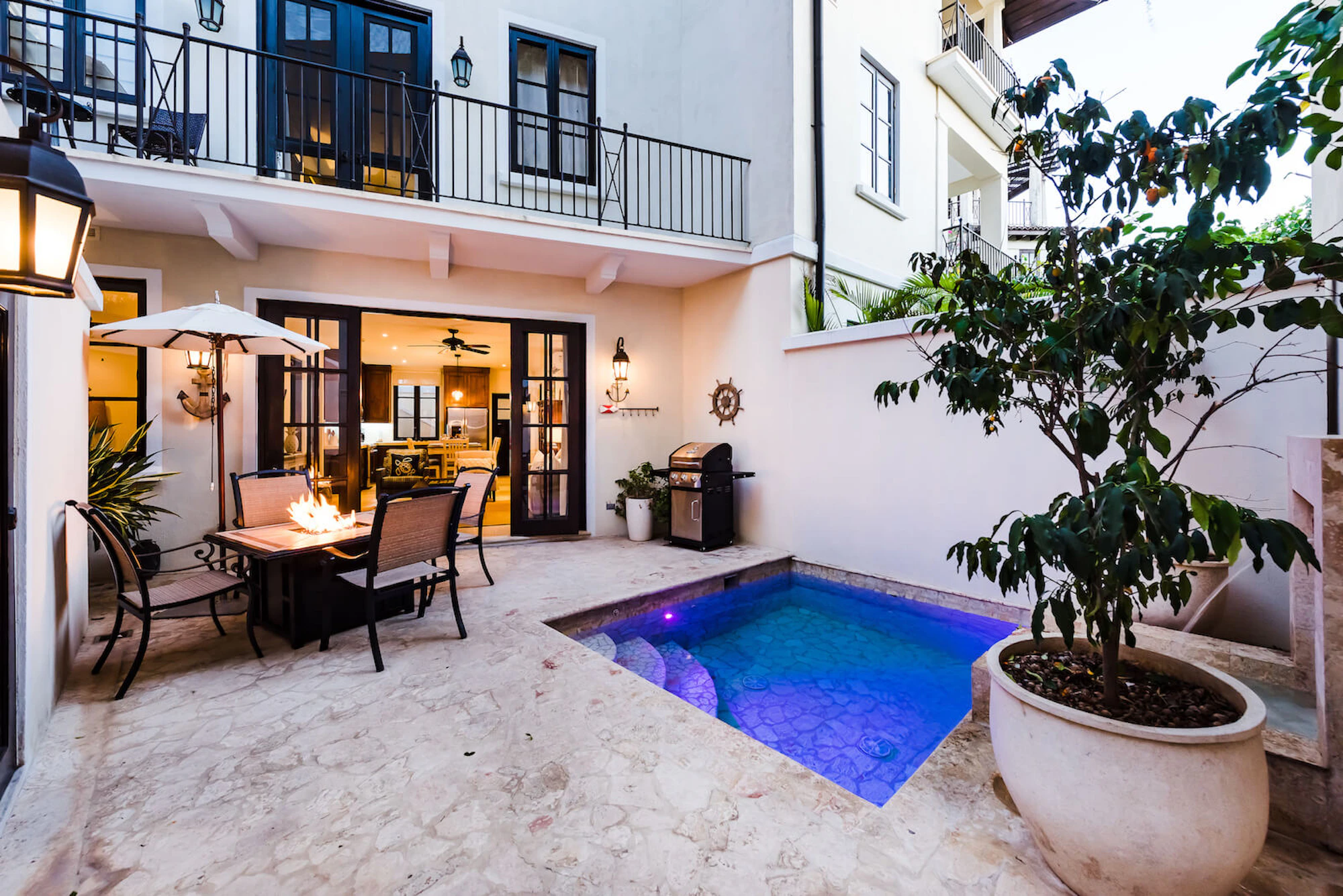 Flat | 18 Avenida La Antigua