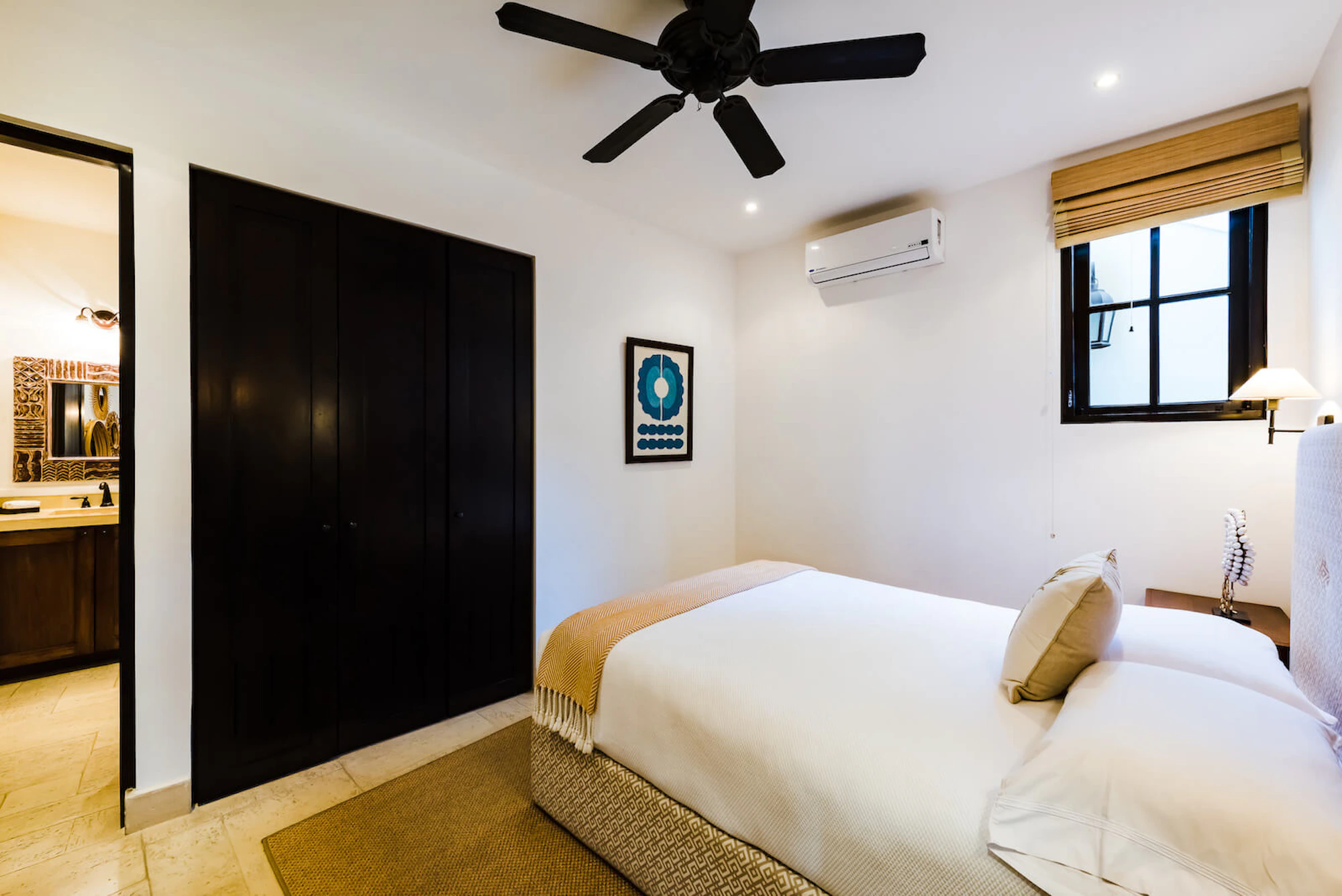 Flat | 18 Avenida La Antigua