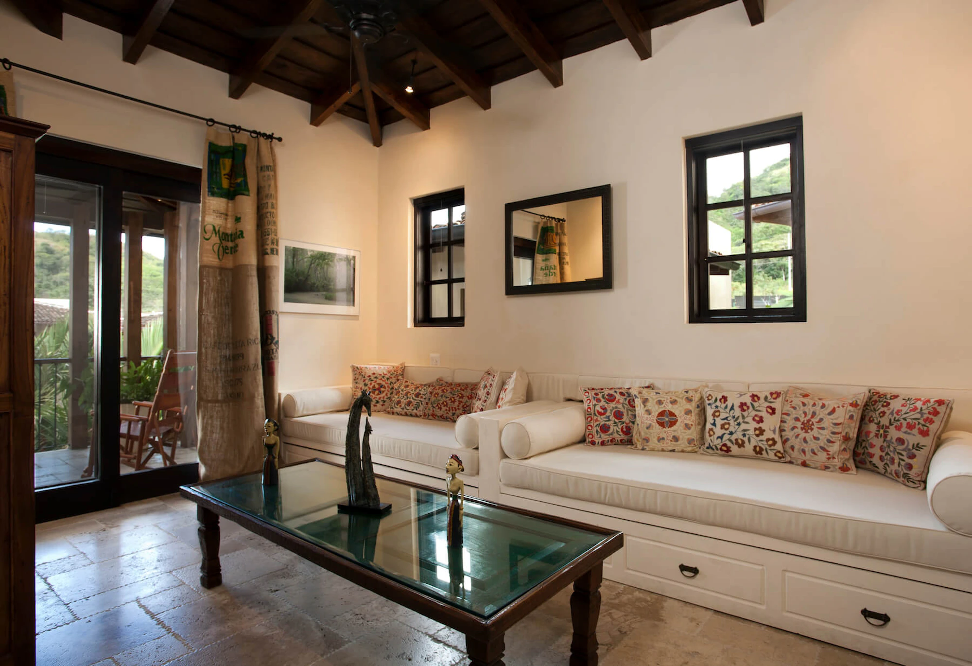 StuCasa | 21 Paseo del Mar