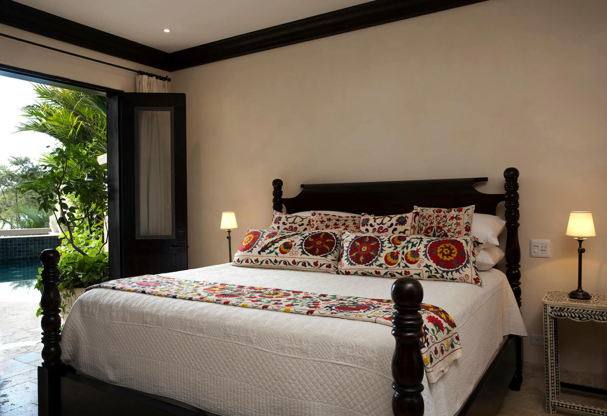 StuCasa | 21 Paseo del Mar