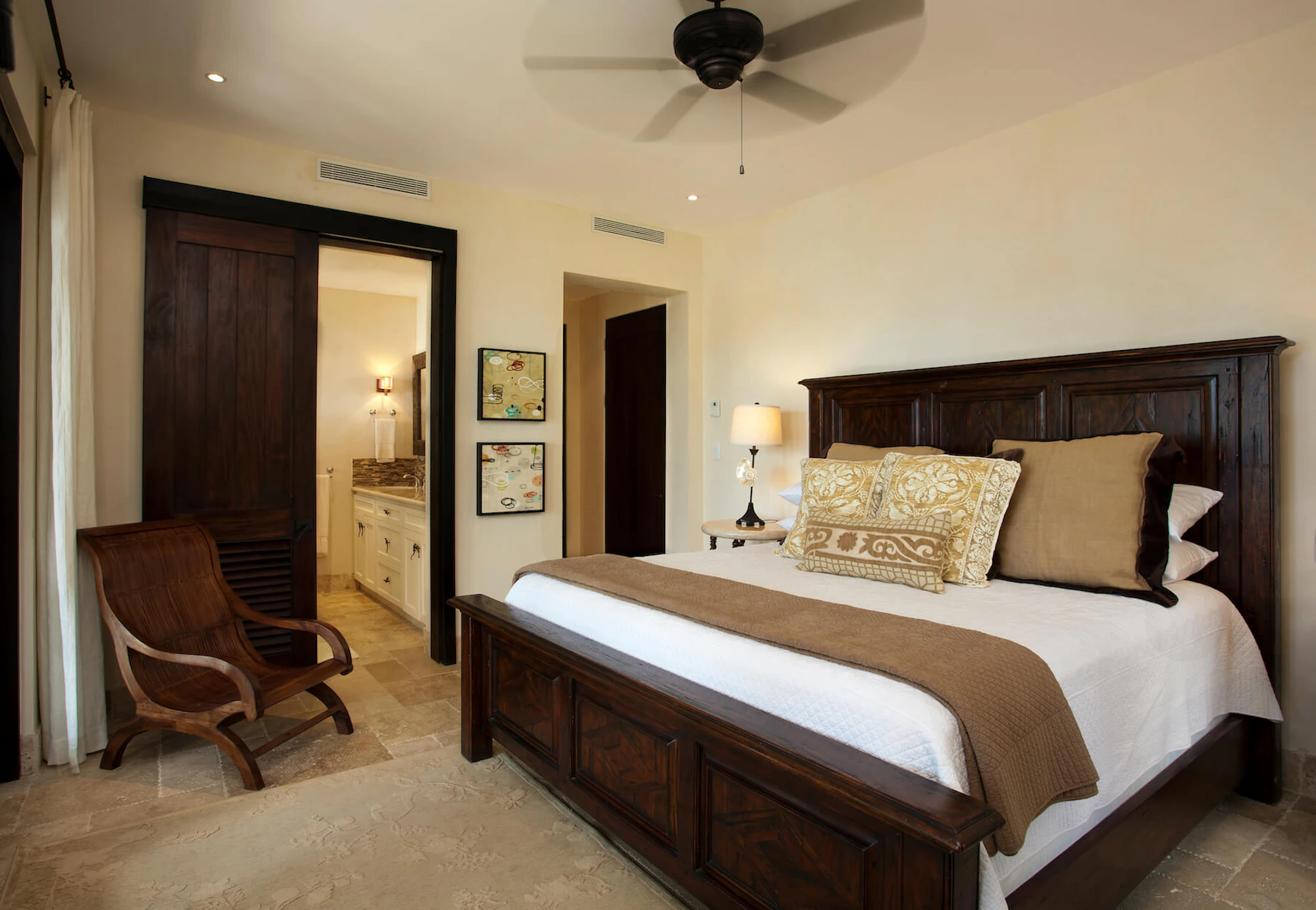 StuCasa | 21 Paseo del Mar