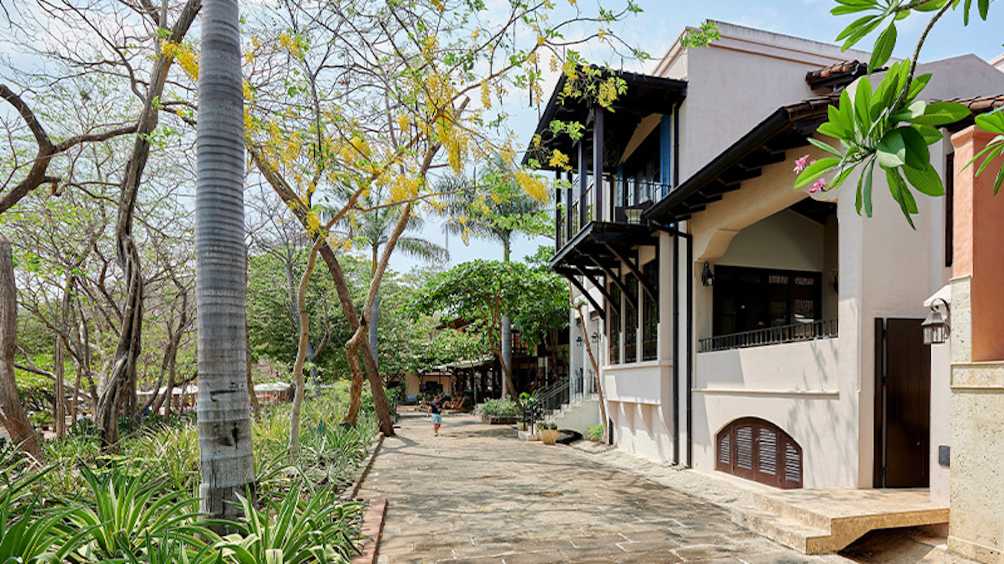 Casa Azul | 11 Paseo del Mar