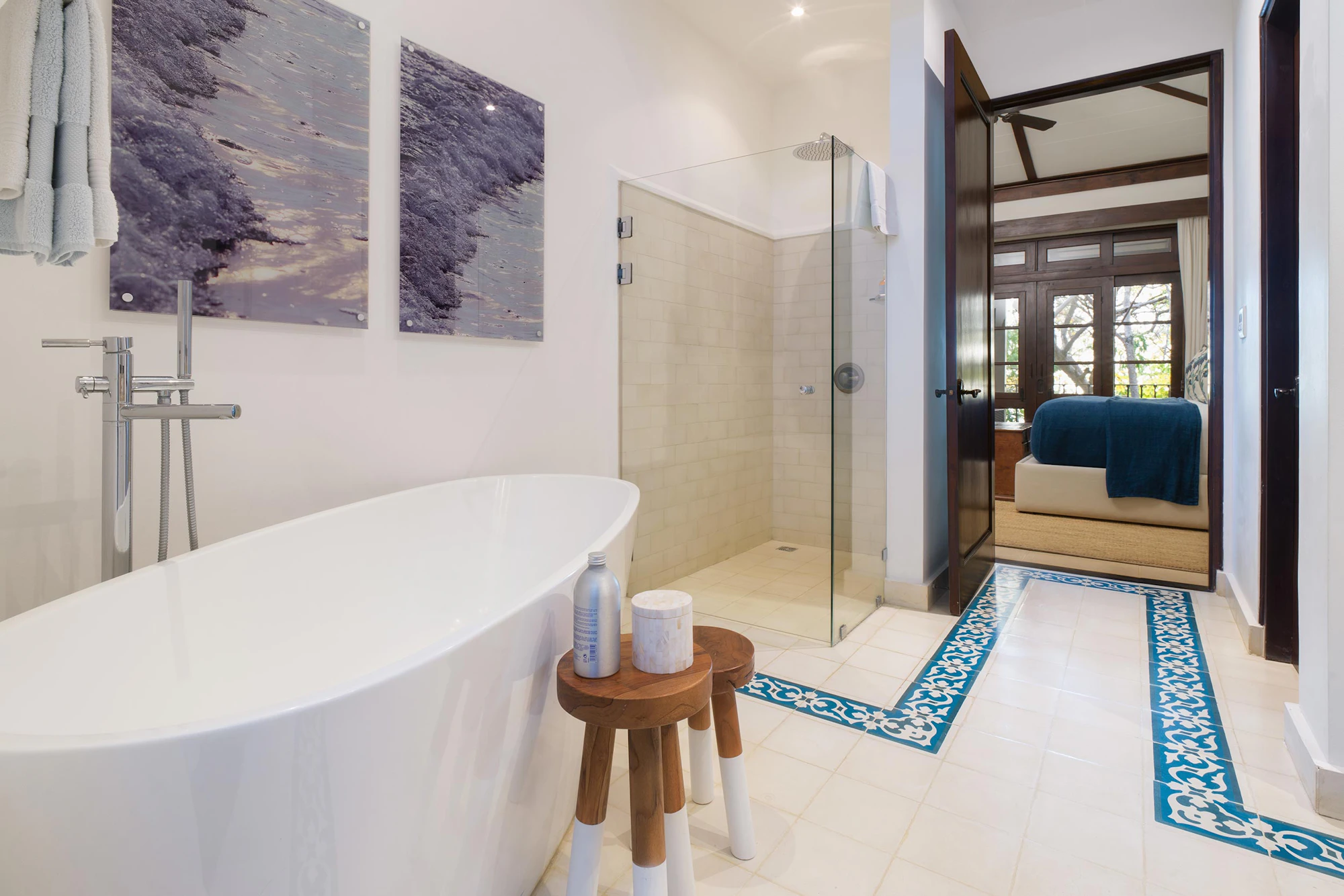 Casa Azul | 11 Paseo del Mar