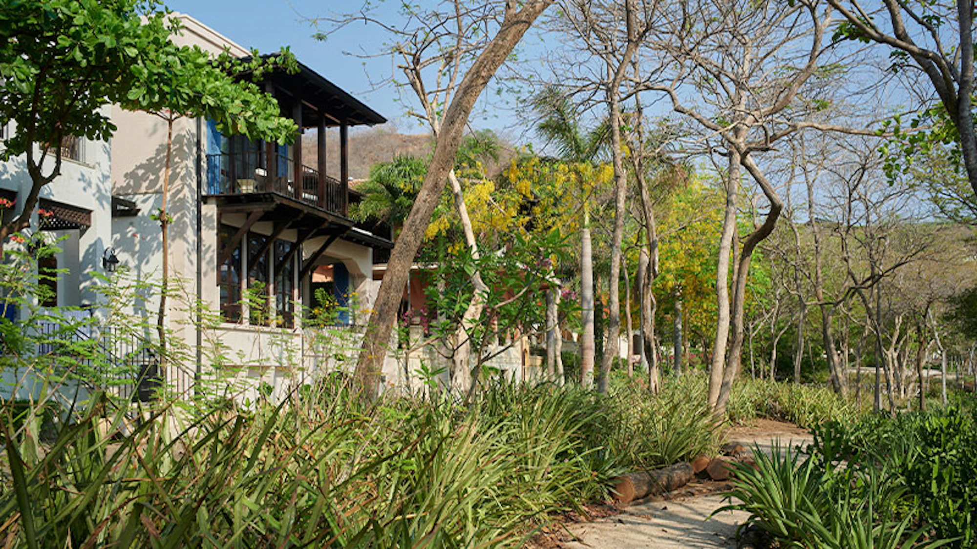 Casa Azul | 11 Paseo del Mar