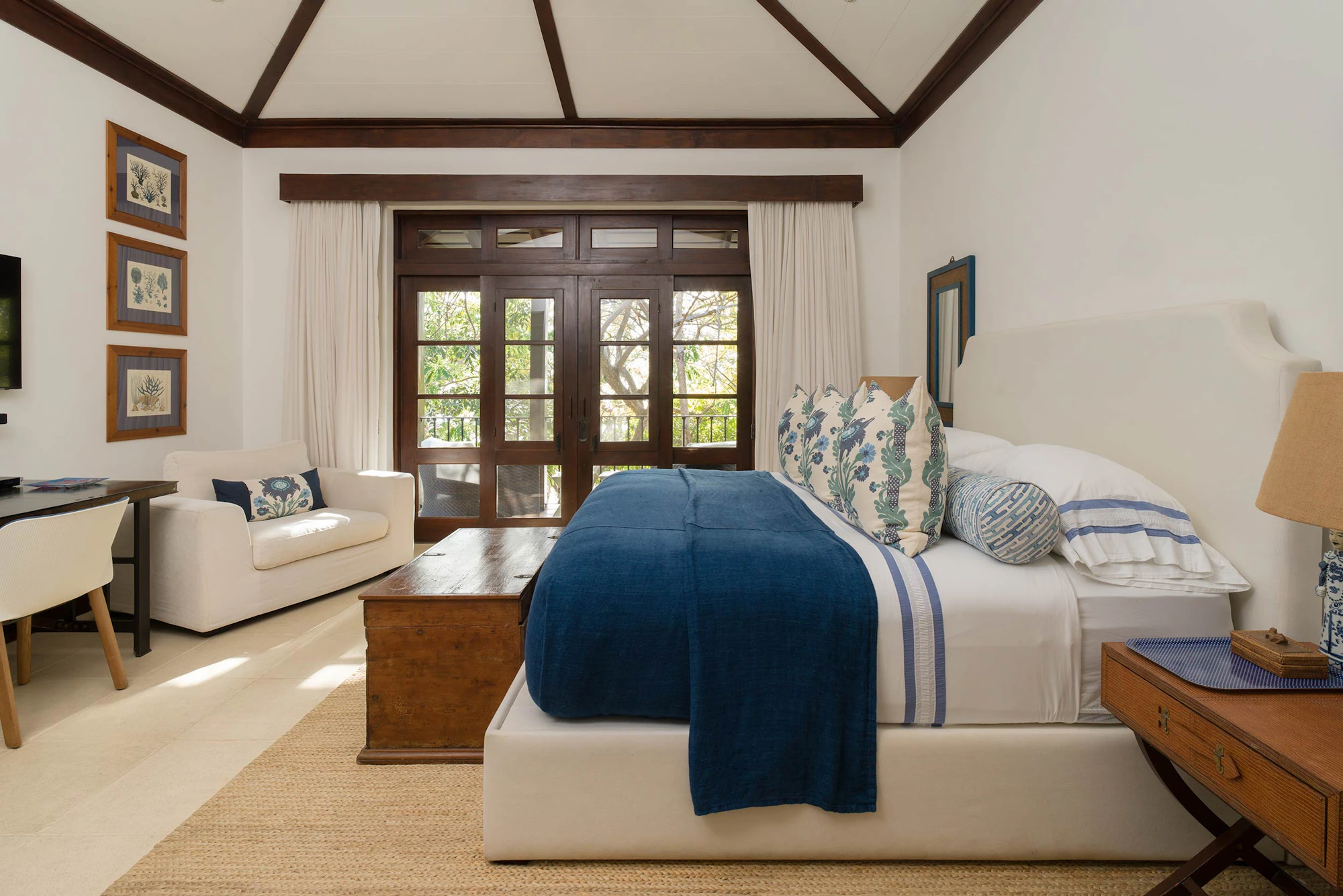 Casa Azul | 11 Paseo del Mar