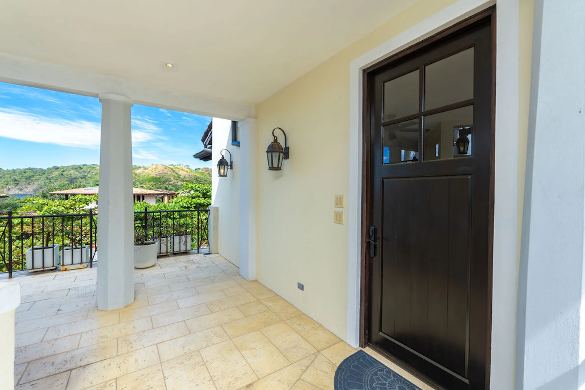 Flat | 38 Avenida La Antigua