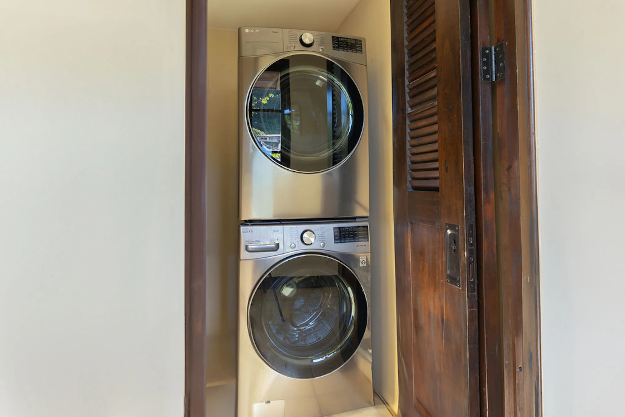 Flat | 38 Avenida La Antigua