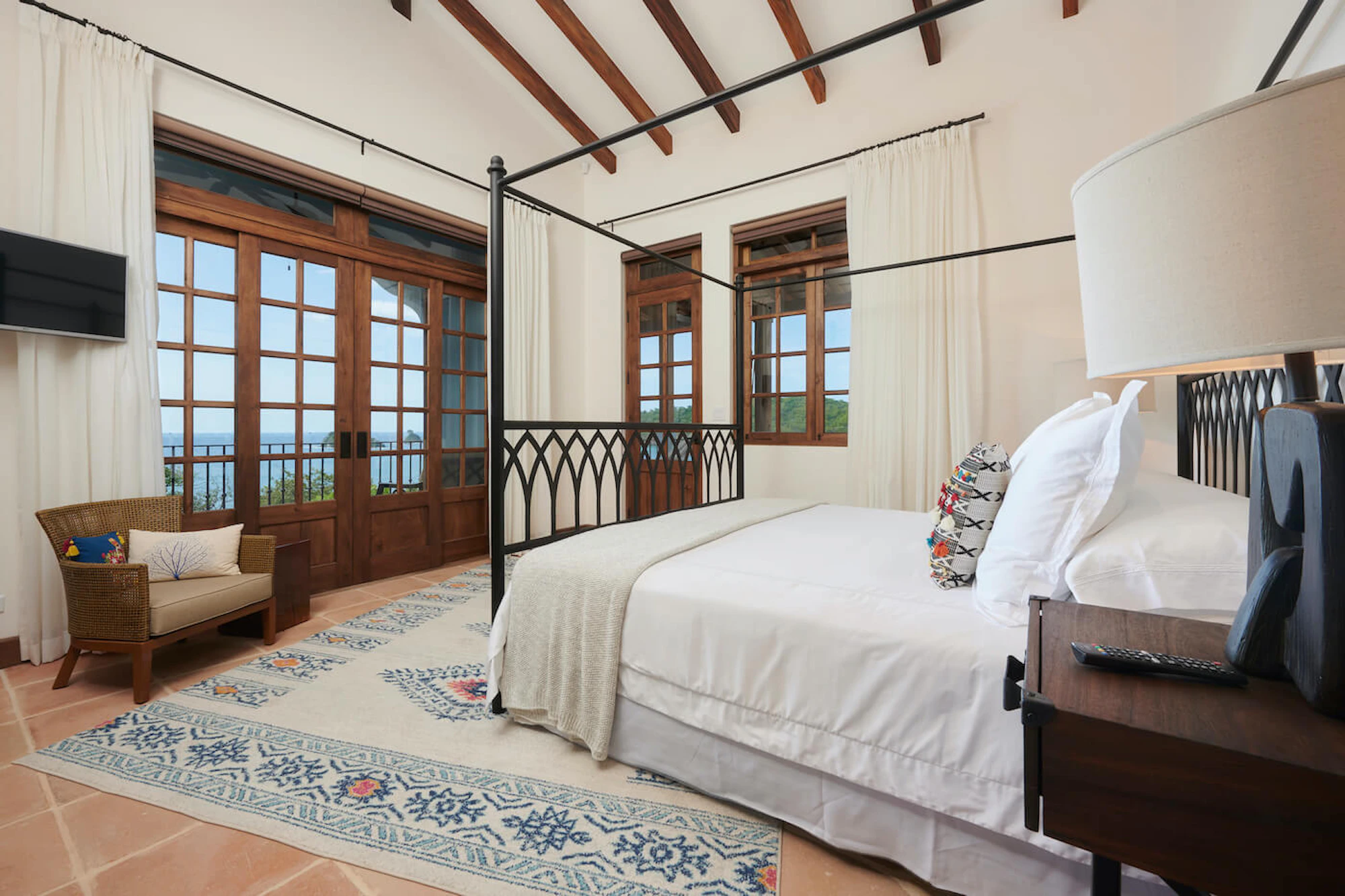 Casa Estrella | 14 Calle Virginia