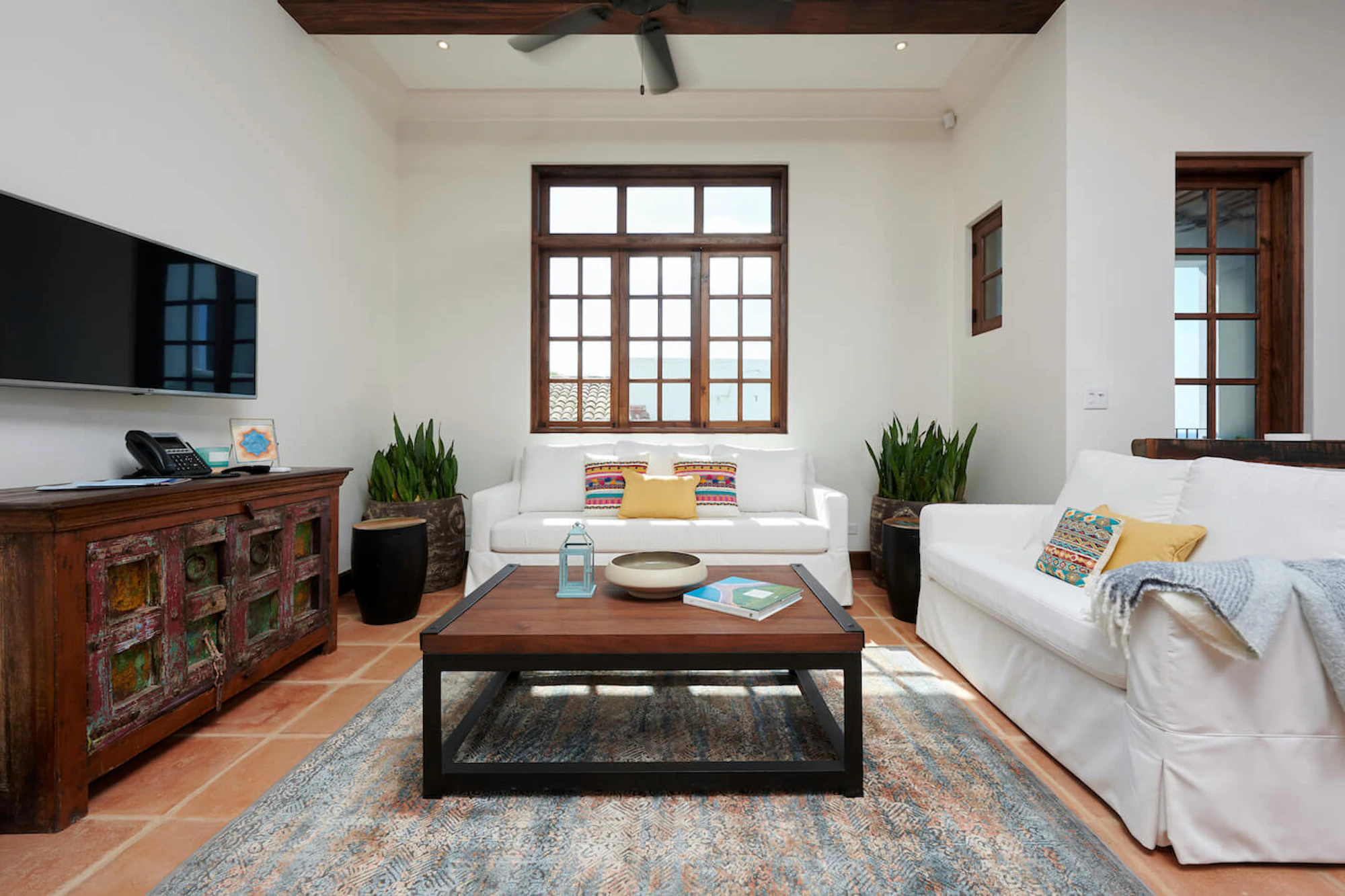 Casa Estrella | 14 Calle Virginia