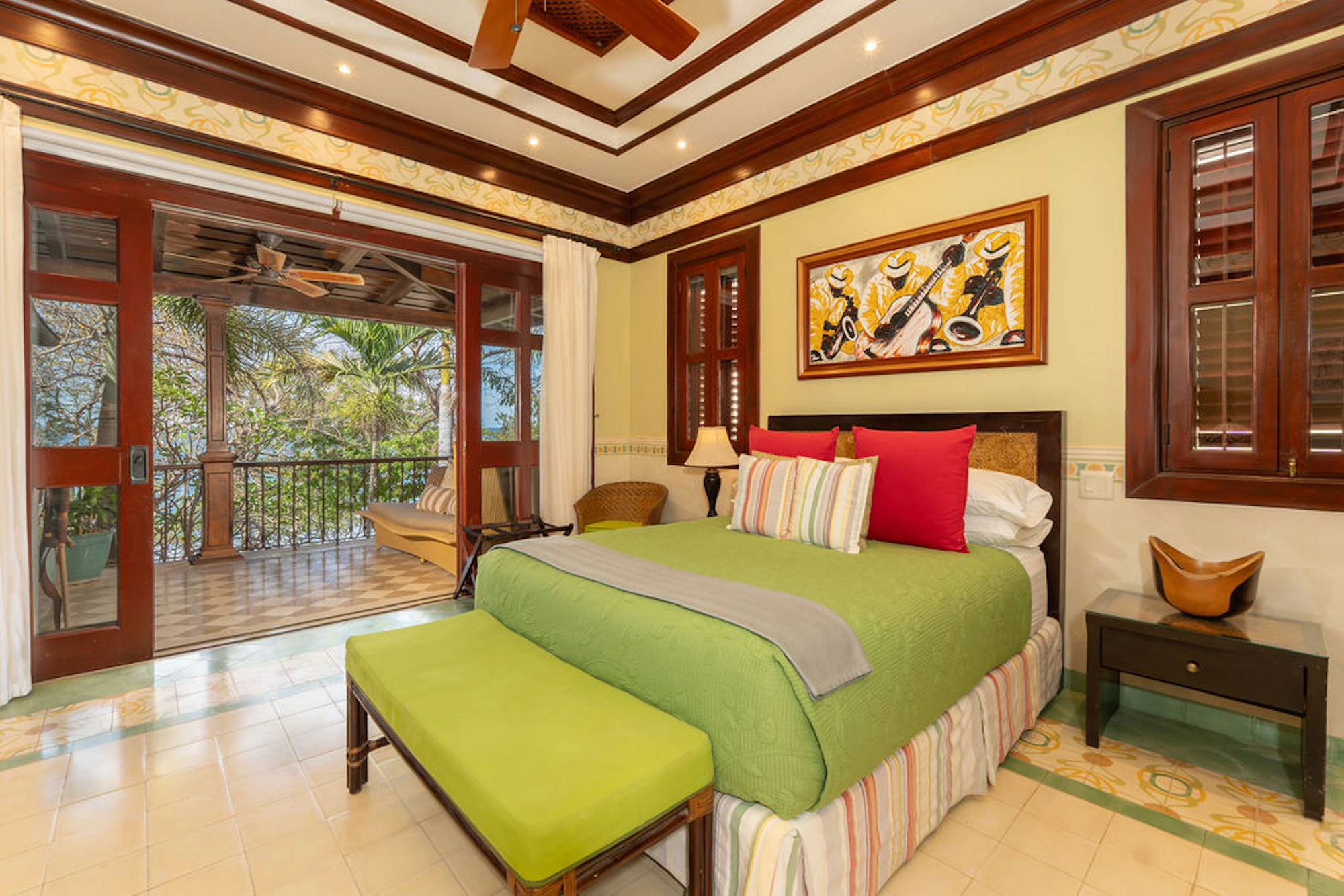 Casa Teja | 12 Paseo del Mar