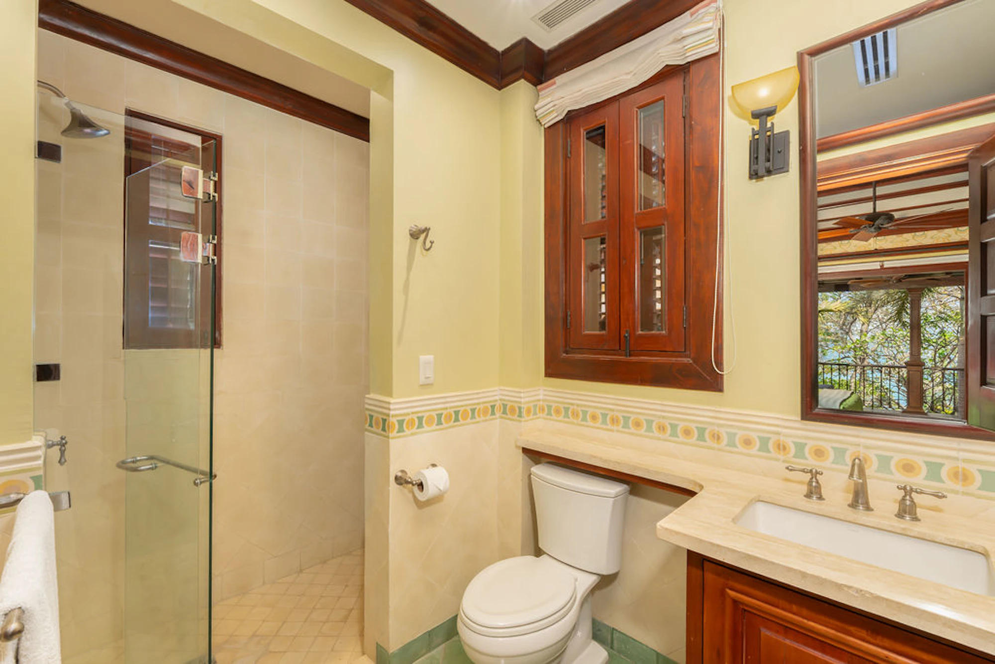 Casa Teja | 12 Paseo del Mar