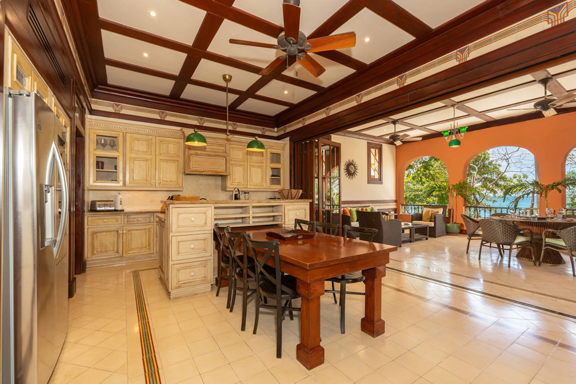 Casa Teja | 12 Paseo del Mar