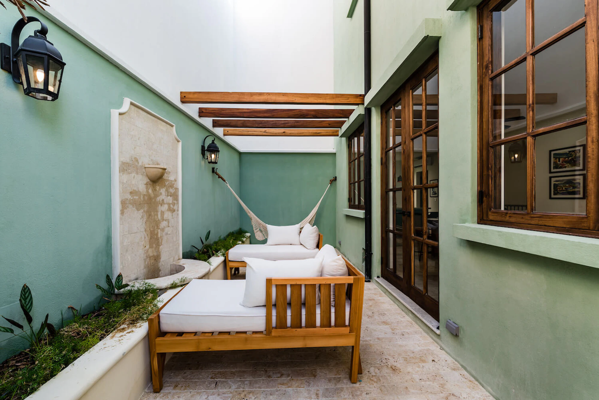 Casa Acuarela | 17 Calle Cartagena