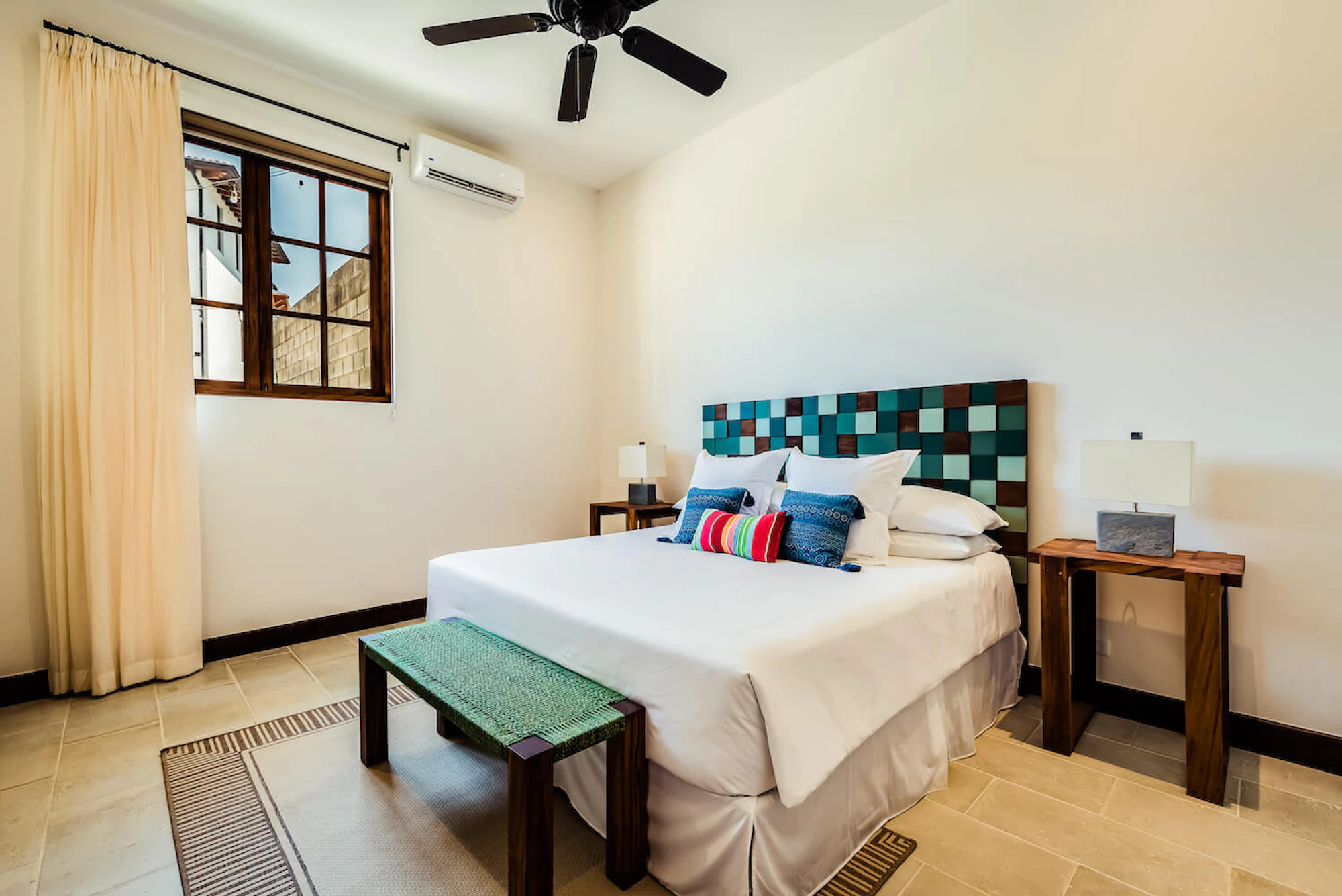 Casa Acuarela | 17 Calle Cartagena