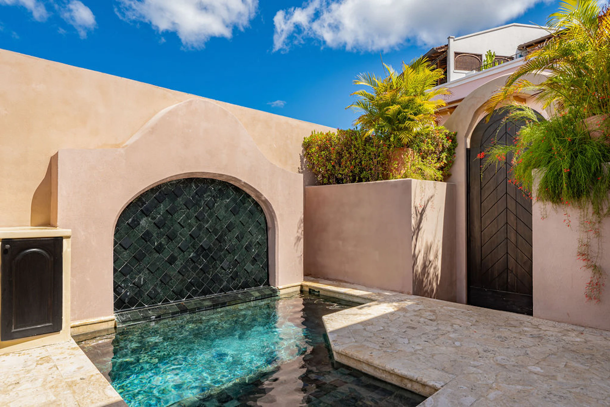 Casa | 16 Calle Virginia