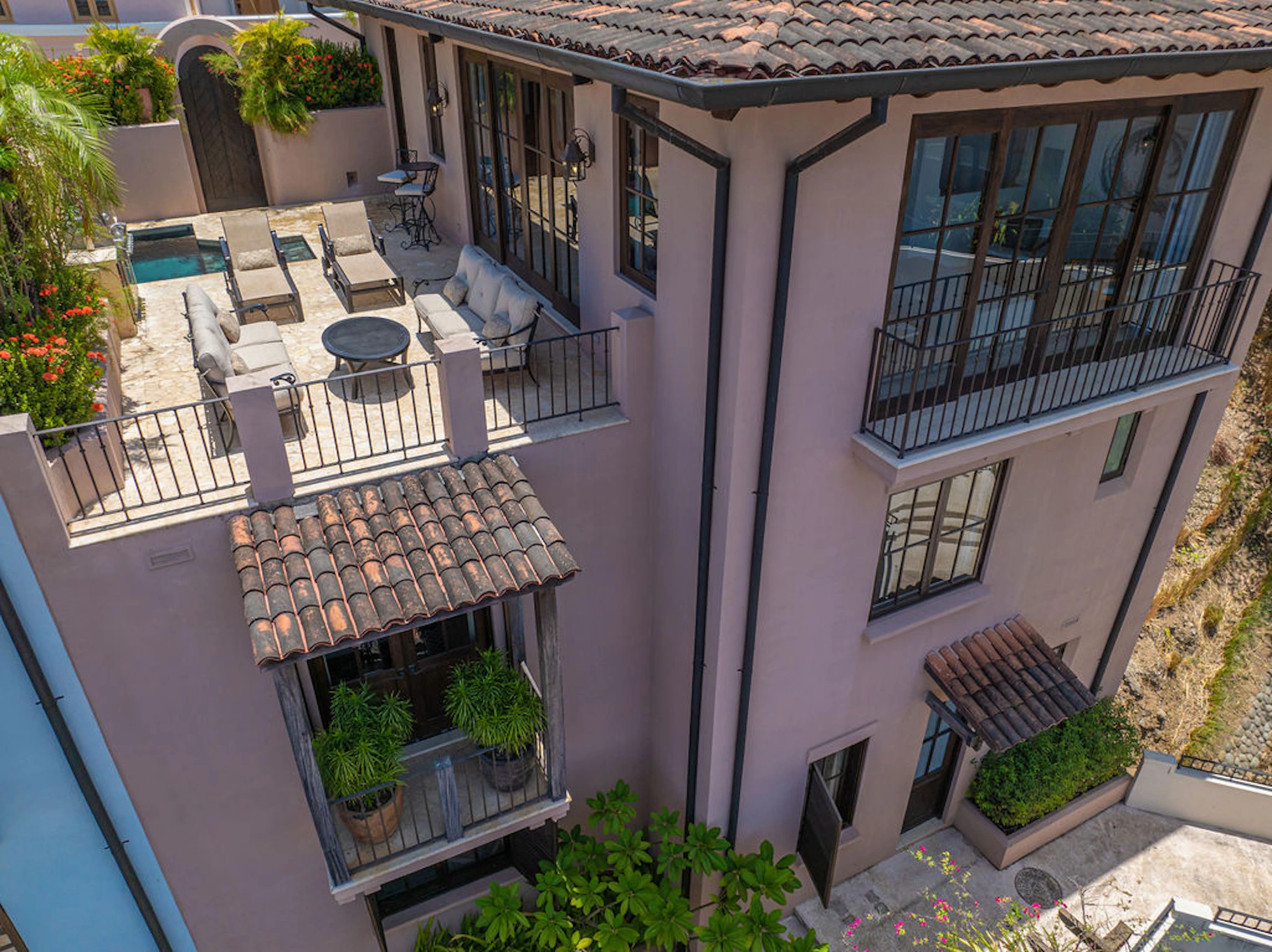 Casa | 16 Calle Virginia