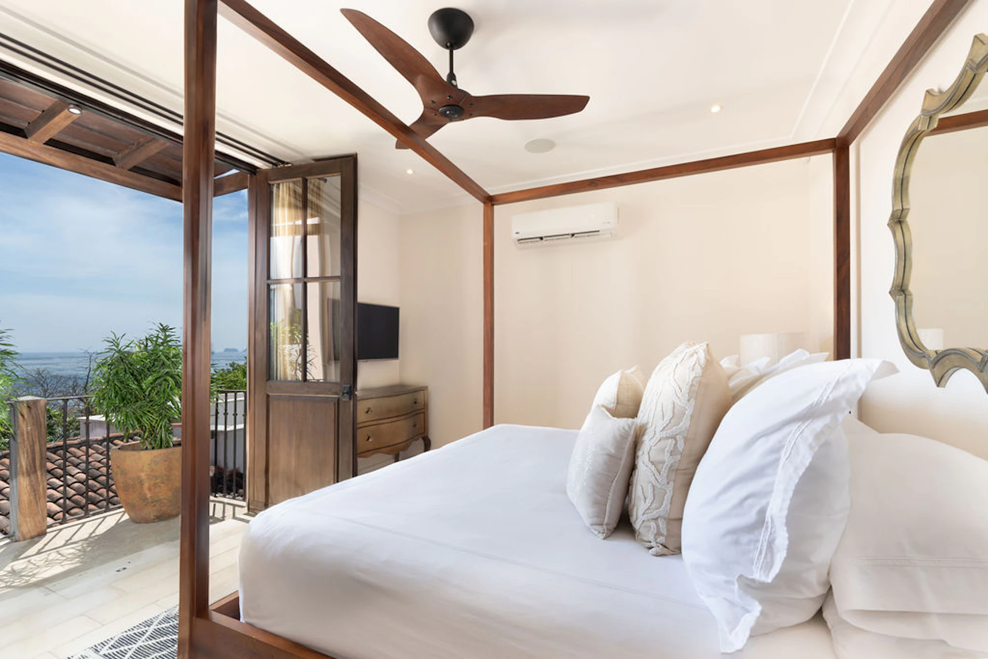 Casa | 16 Calle Virginia