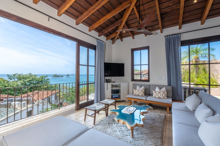 Casa | 16 Calle Virginia