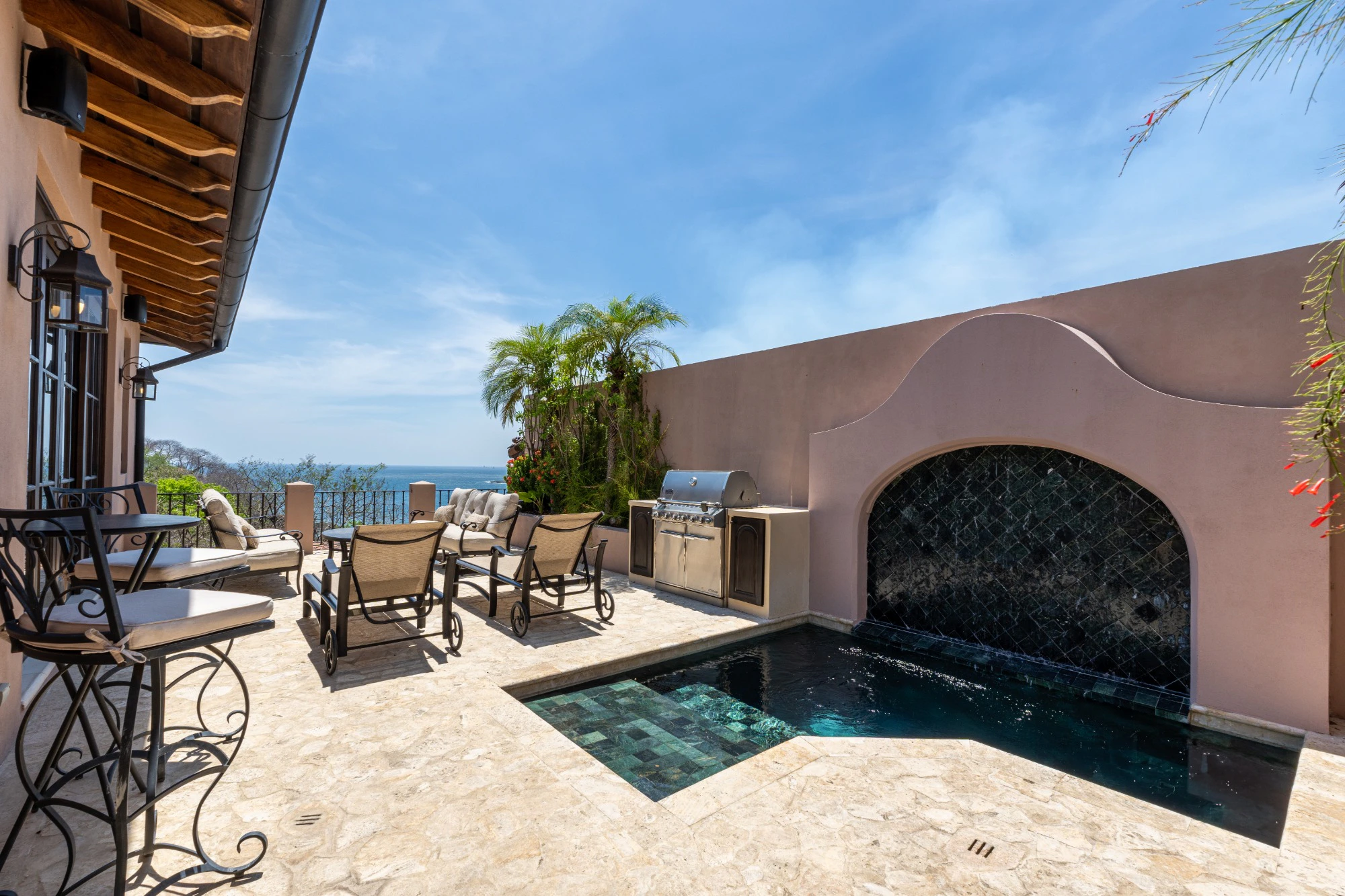 Casa | 16 Calle Virginia