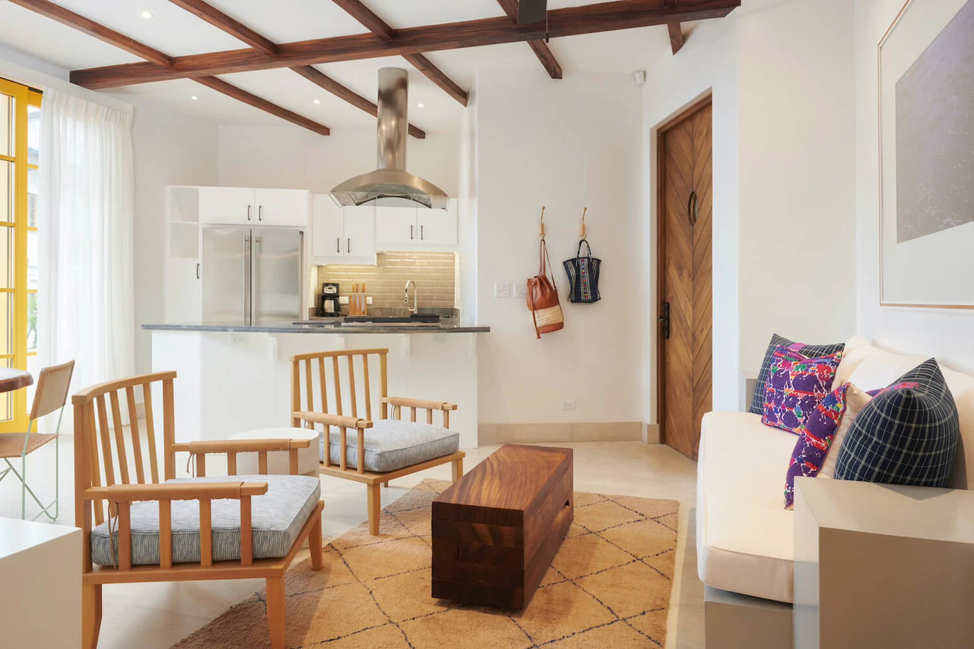 Flat |  21 Camino Las Catalinas