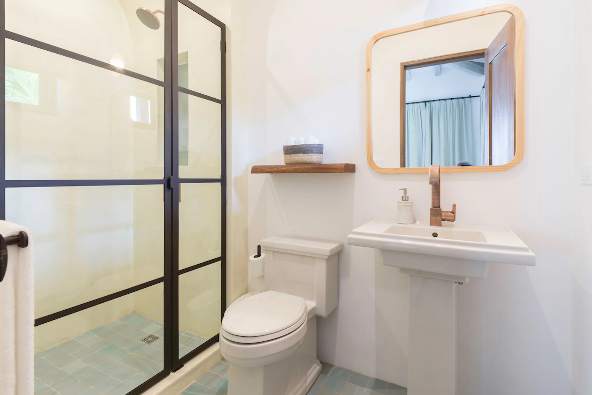 Casa Sirena | 17 Paseo del Mar