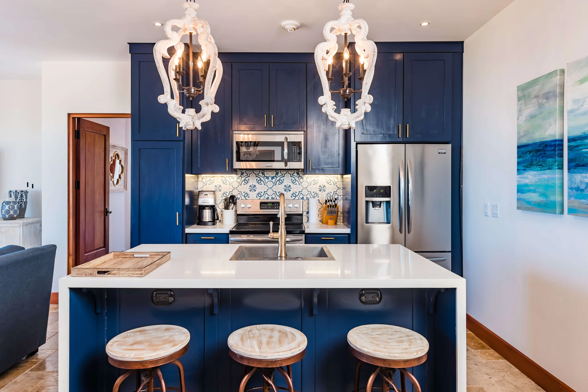 Flat | 43 Plaza Central