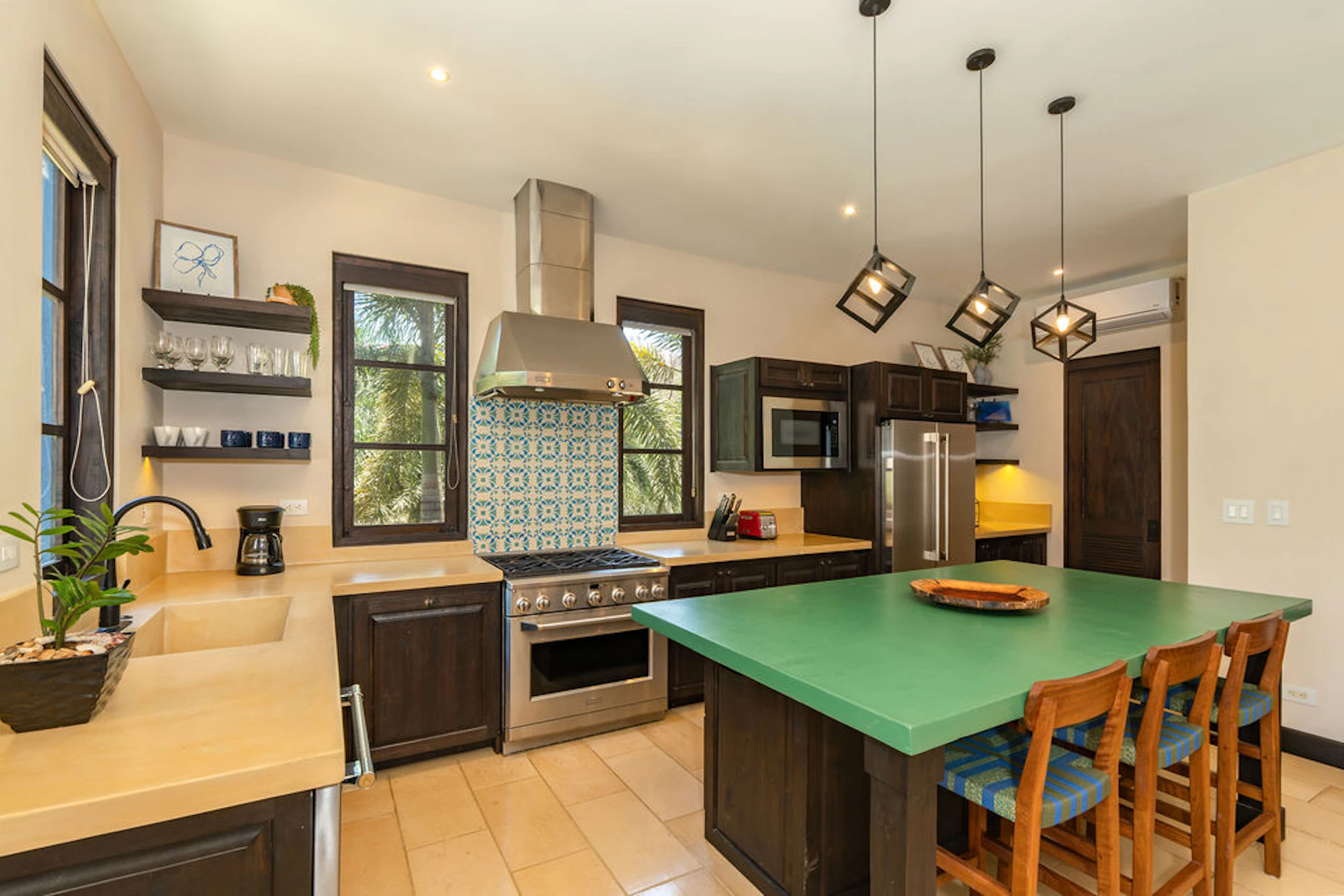 Casa Serenity | 3 Paseo Miraflores