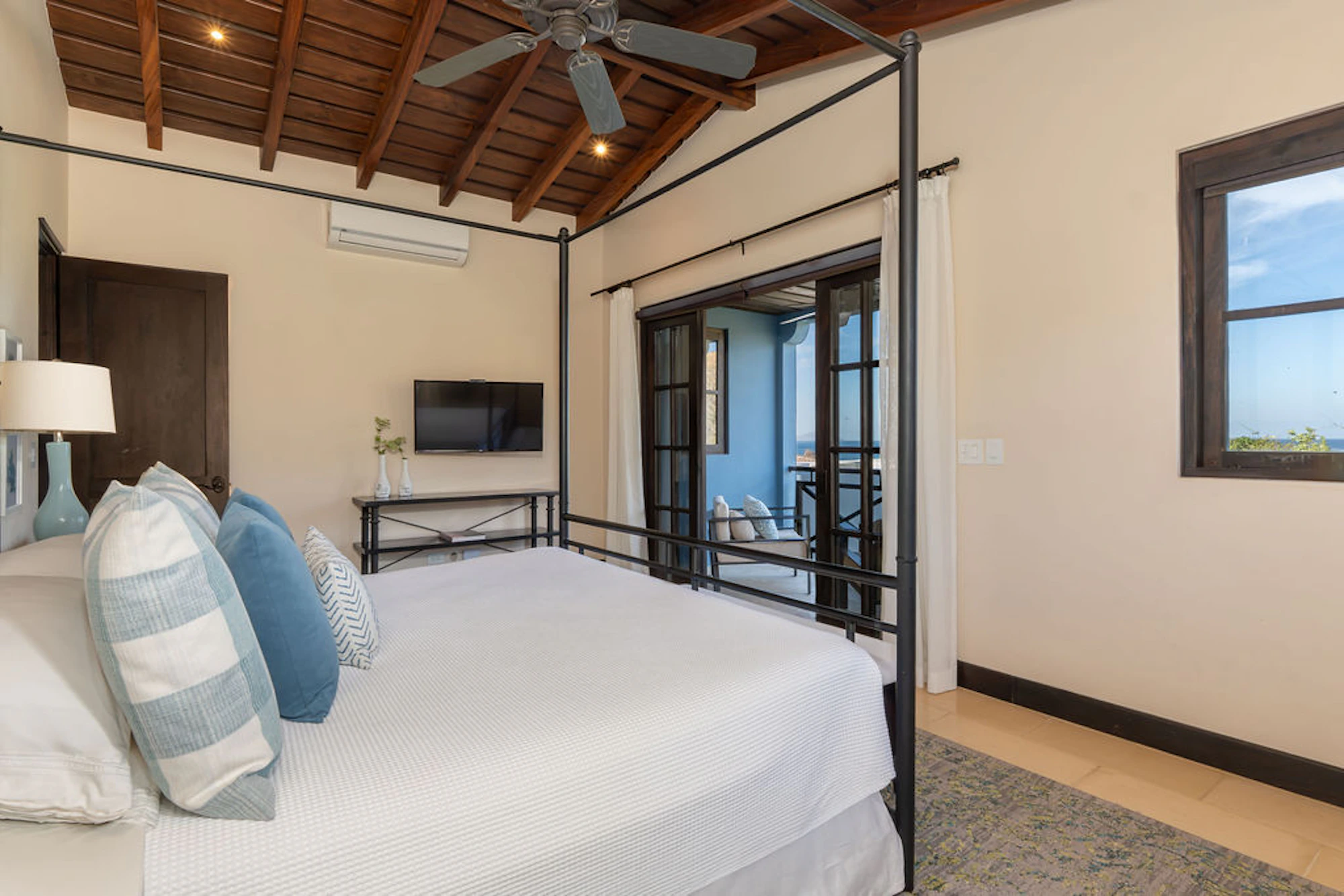 Casa Serenity | 3 Paseo Miraflores