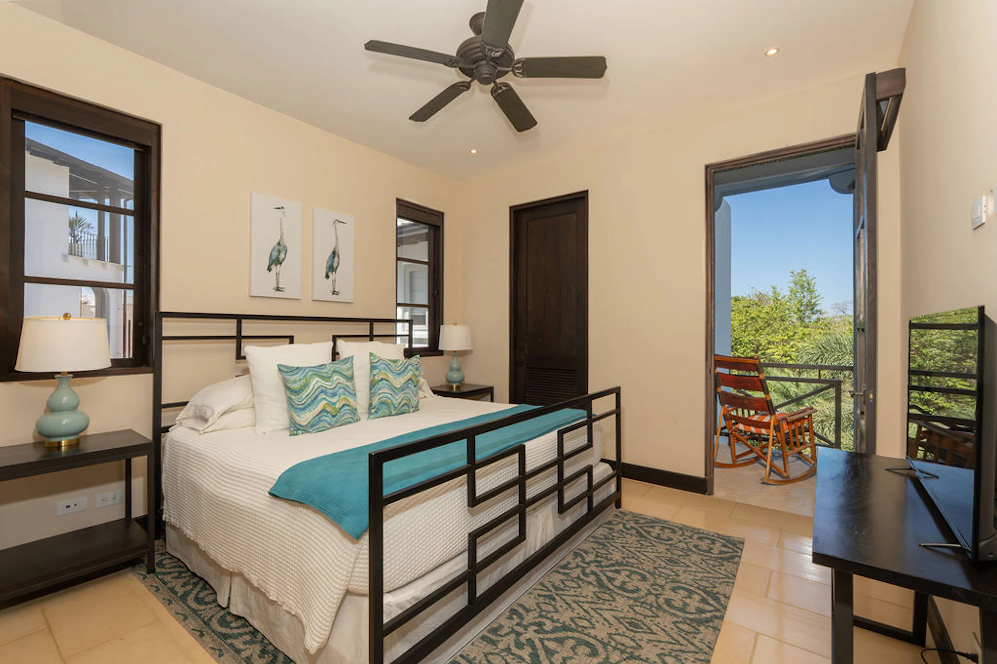 Casa Serenity | 3 Paseo Miraflores