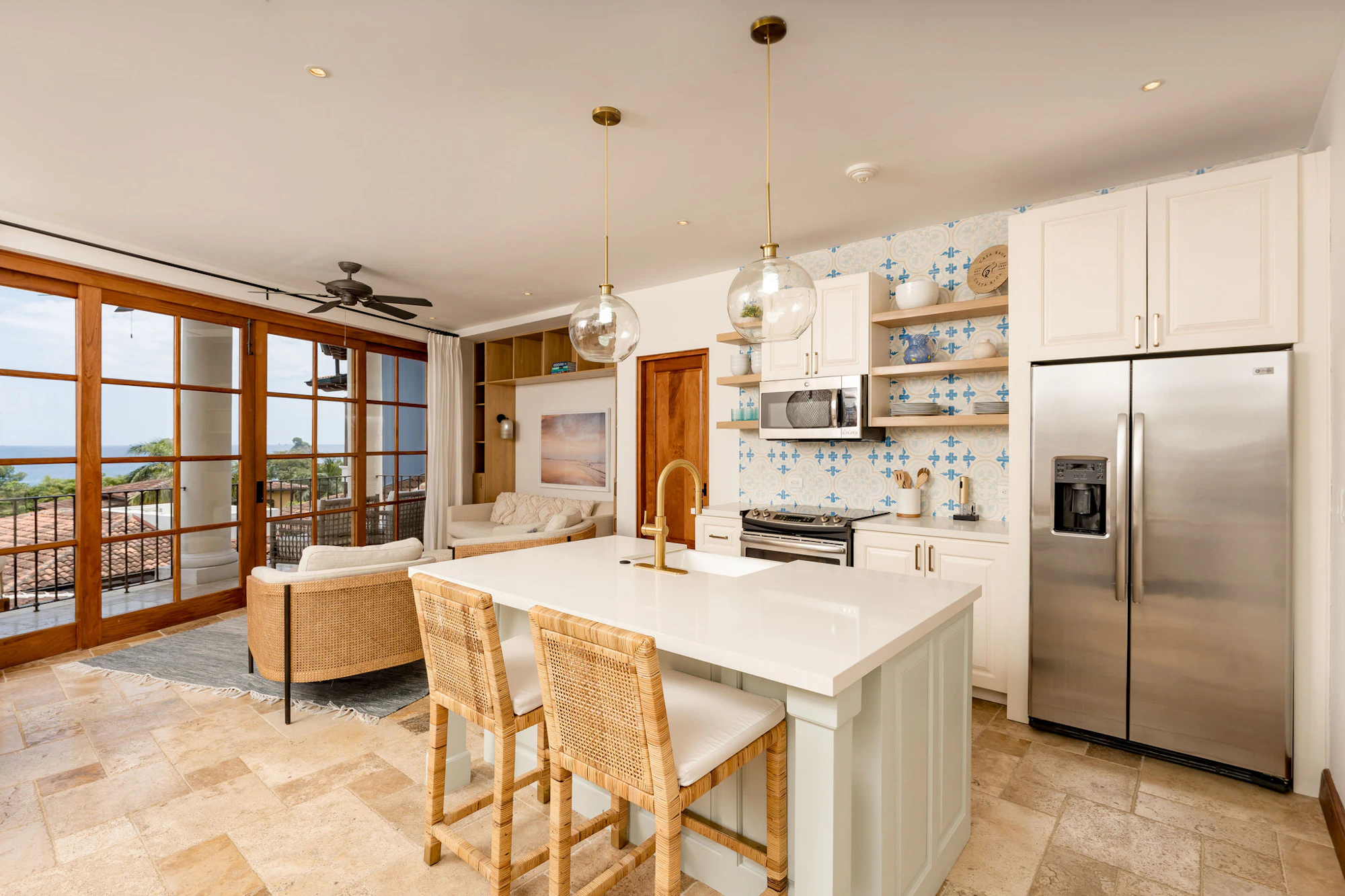 Casa Rana | 34 Plaza Central