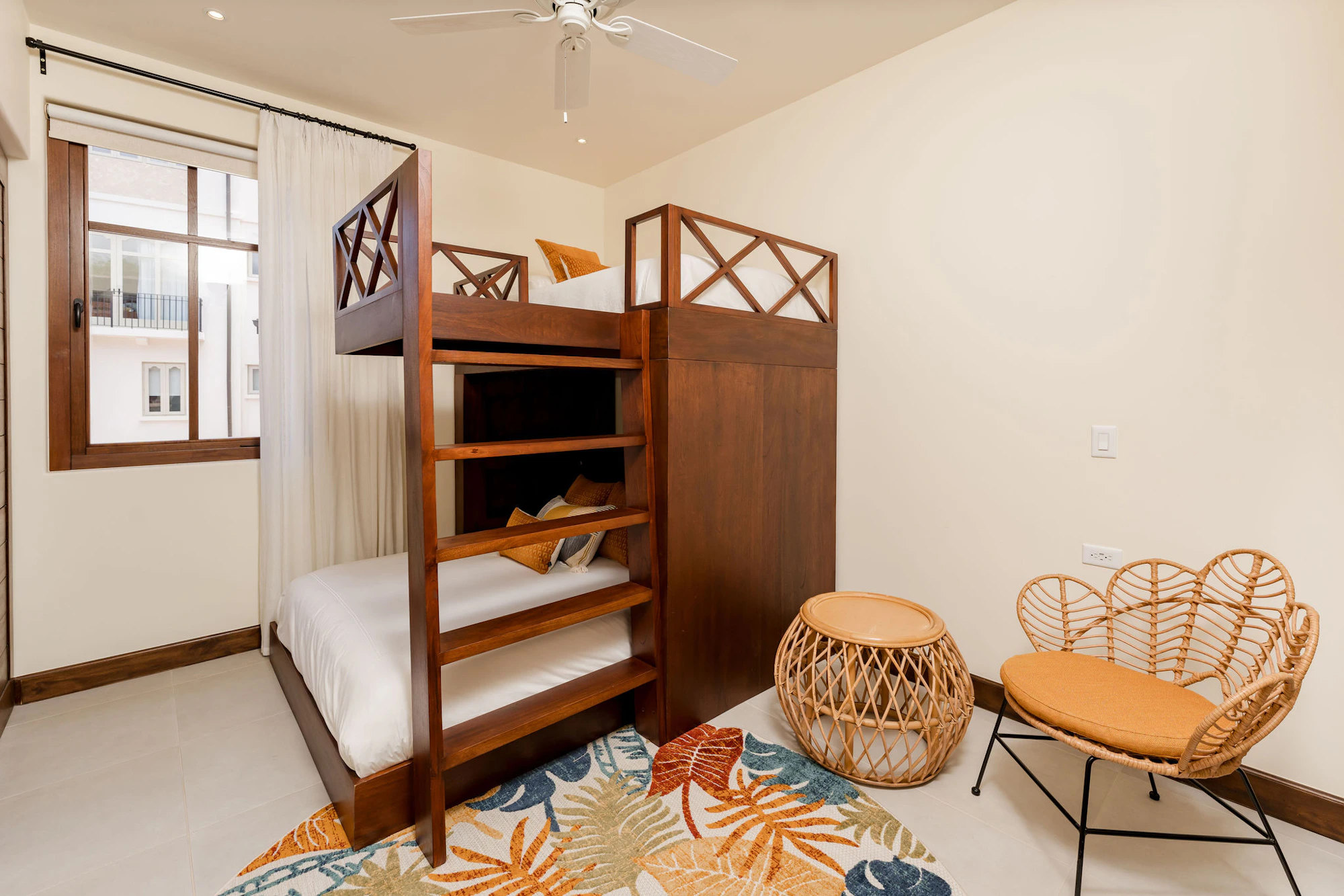 Casa Orquídea | 6 Paseo Miraflores