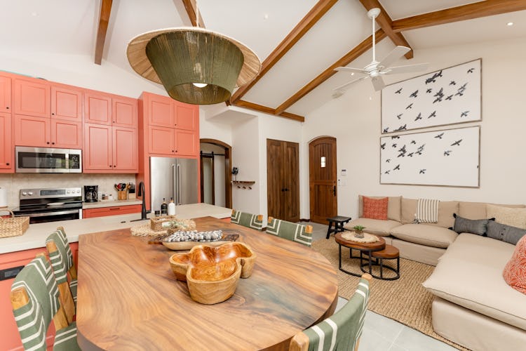 Coralina Flat | 206 Plaza Pienza