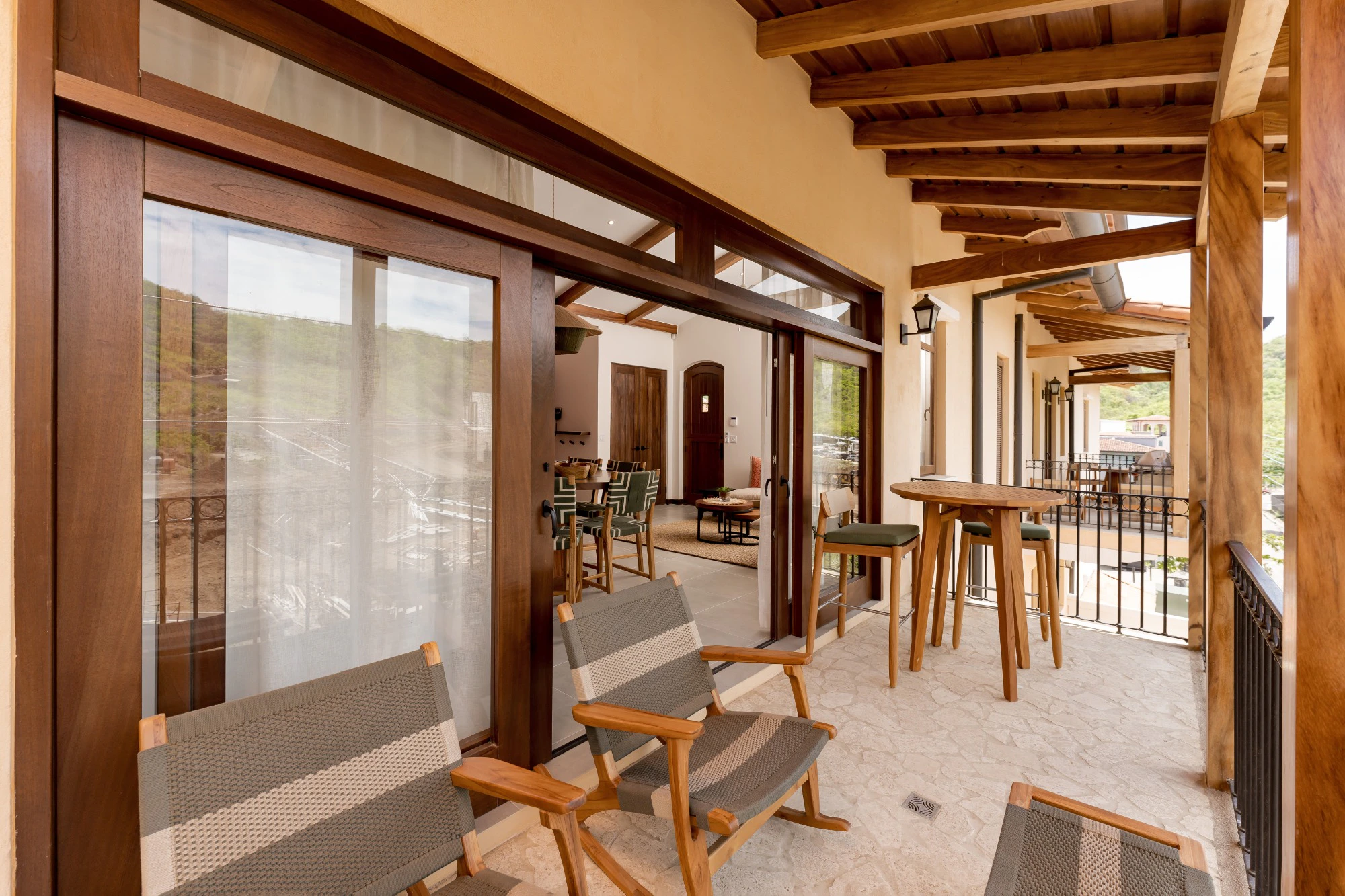 Coralina Flat | 206 Plaza Pienza