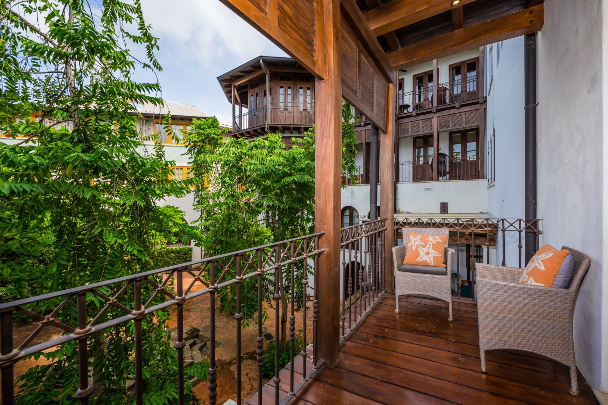 Flat | 24 Plaza Carlota