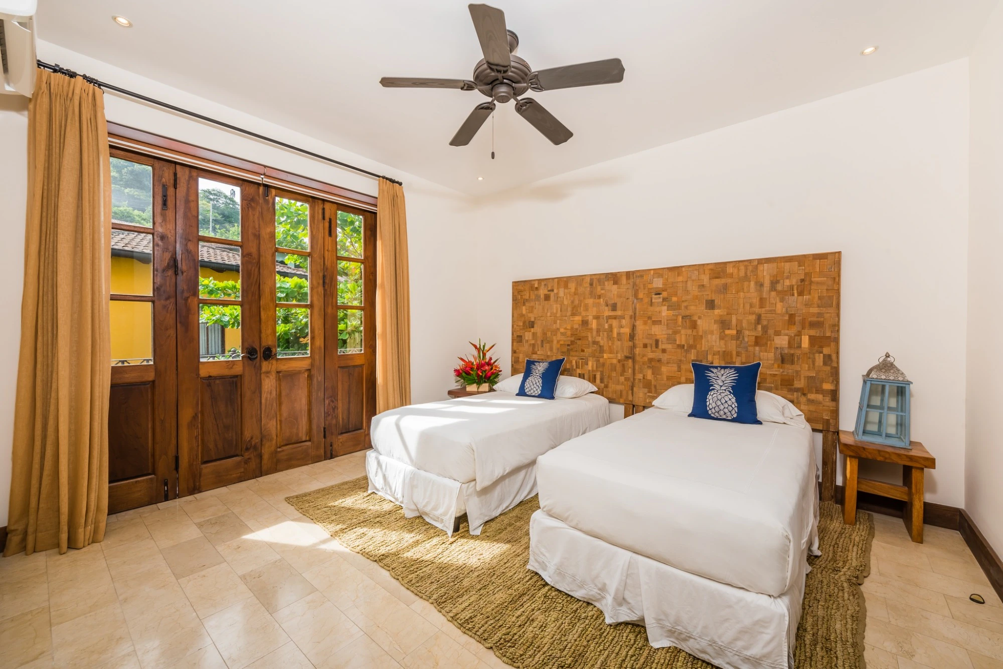 Flat | 24 Plaza Carlota