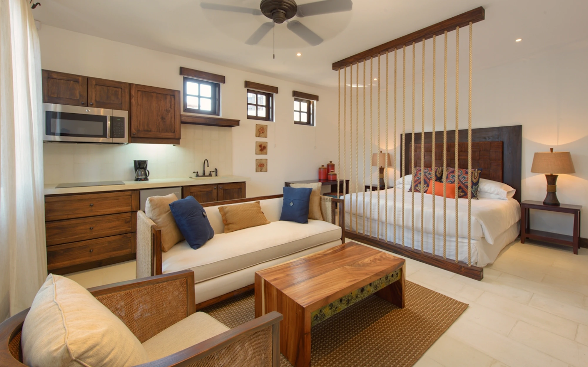 Casa Indigo Studio | 40 Avenida la Antigua